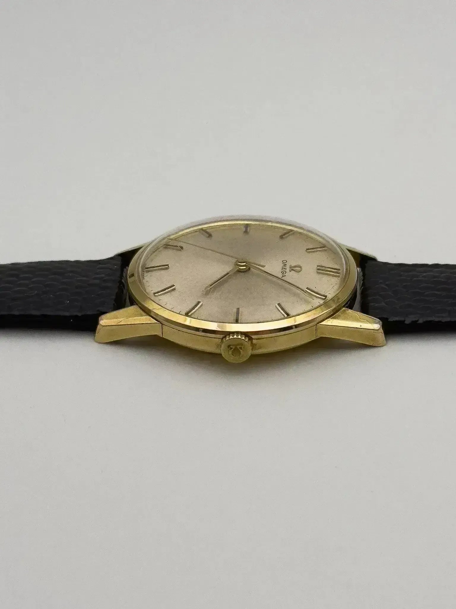 Omega - Gold Plated Champagne Dress Watch - 1961 Omega - Gold Plated Champagne Dress Watch - 1961