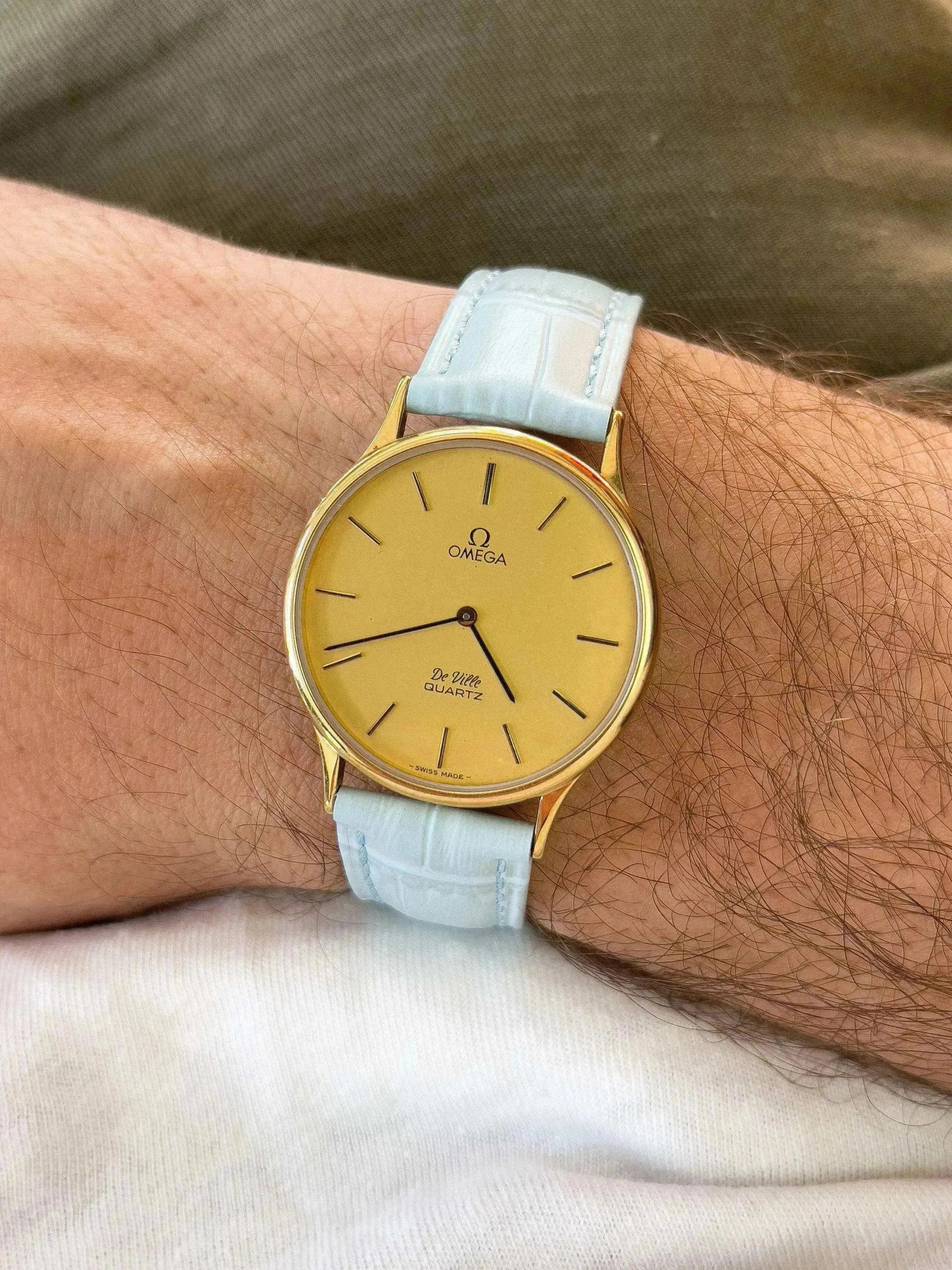 Omega - Circle Gold / Blue - 1970’s - Atelier Victor Paris - Vintage Watch Shop Dubai