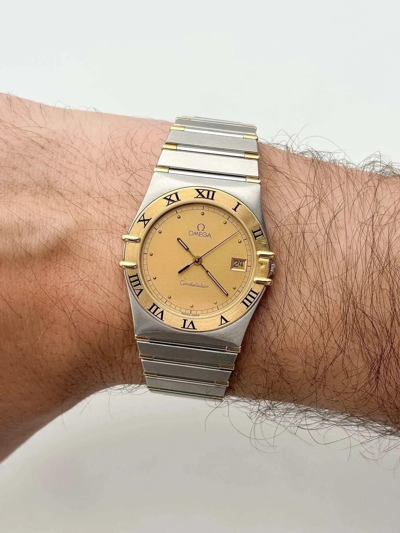 Omega - Constellation 18k Gold & Steel Gold Dial - 1990s - Atelier Victor Paris - Vintage Watch Shop Dubai