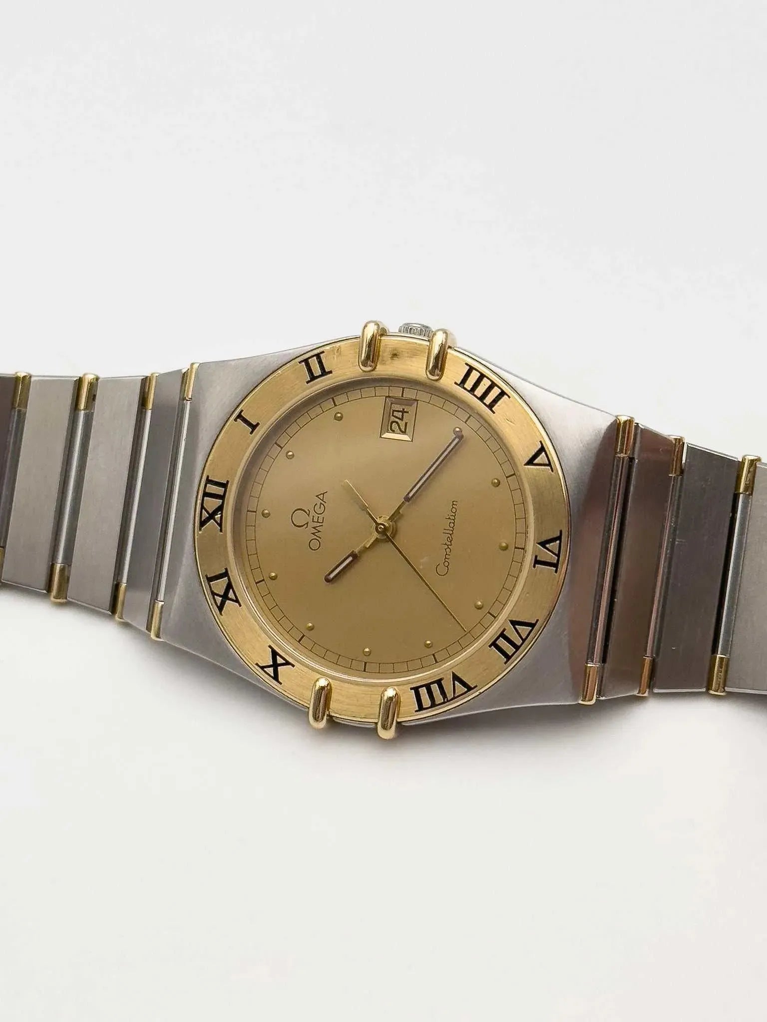 Omega - Constellation 18k Gold & Steel Gold Dial - 1990s - Atelier Victor Paris - Vintage Watch Shop Dubai
