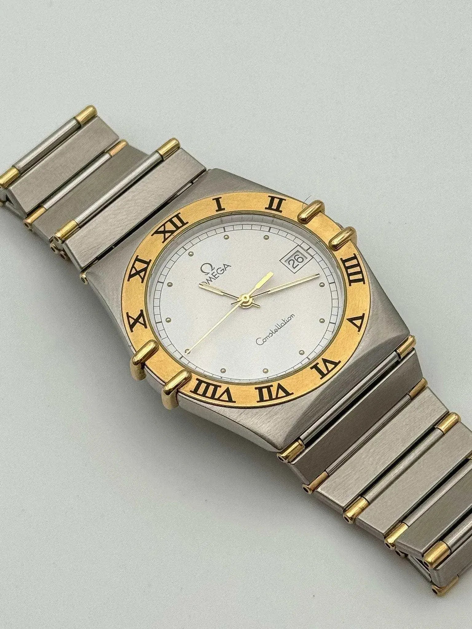 Omega - Constellation 18k Gold & Steel White Dial - 1990s - Atelier Victor - Vintage  Shop