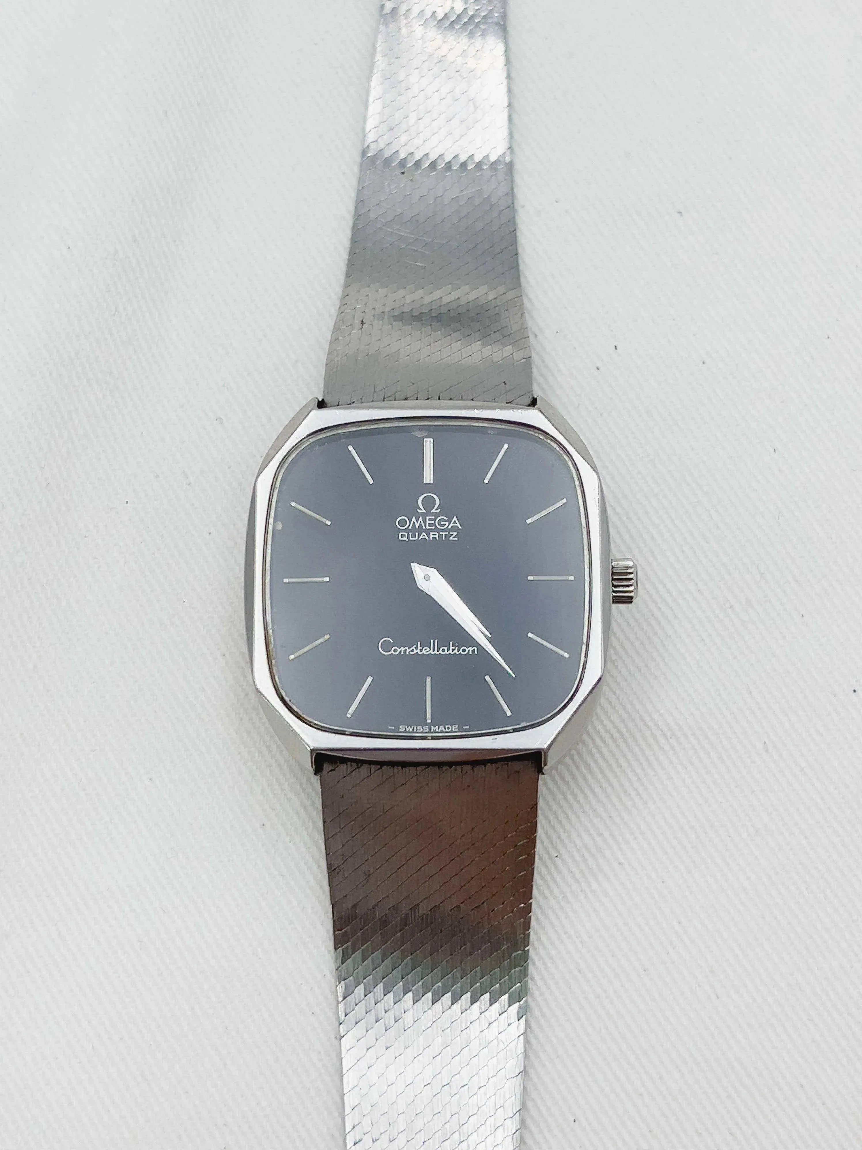 Omega - Constellation Black Dial Full Steel - 1977 - Atelier Victor Paris - Vintage Watch Shop Dubai