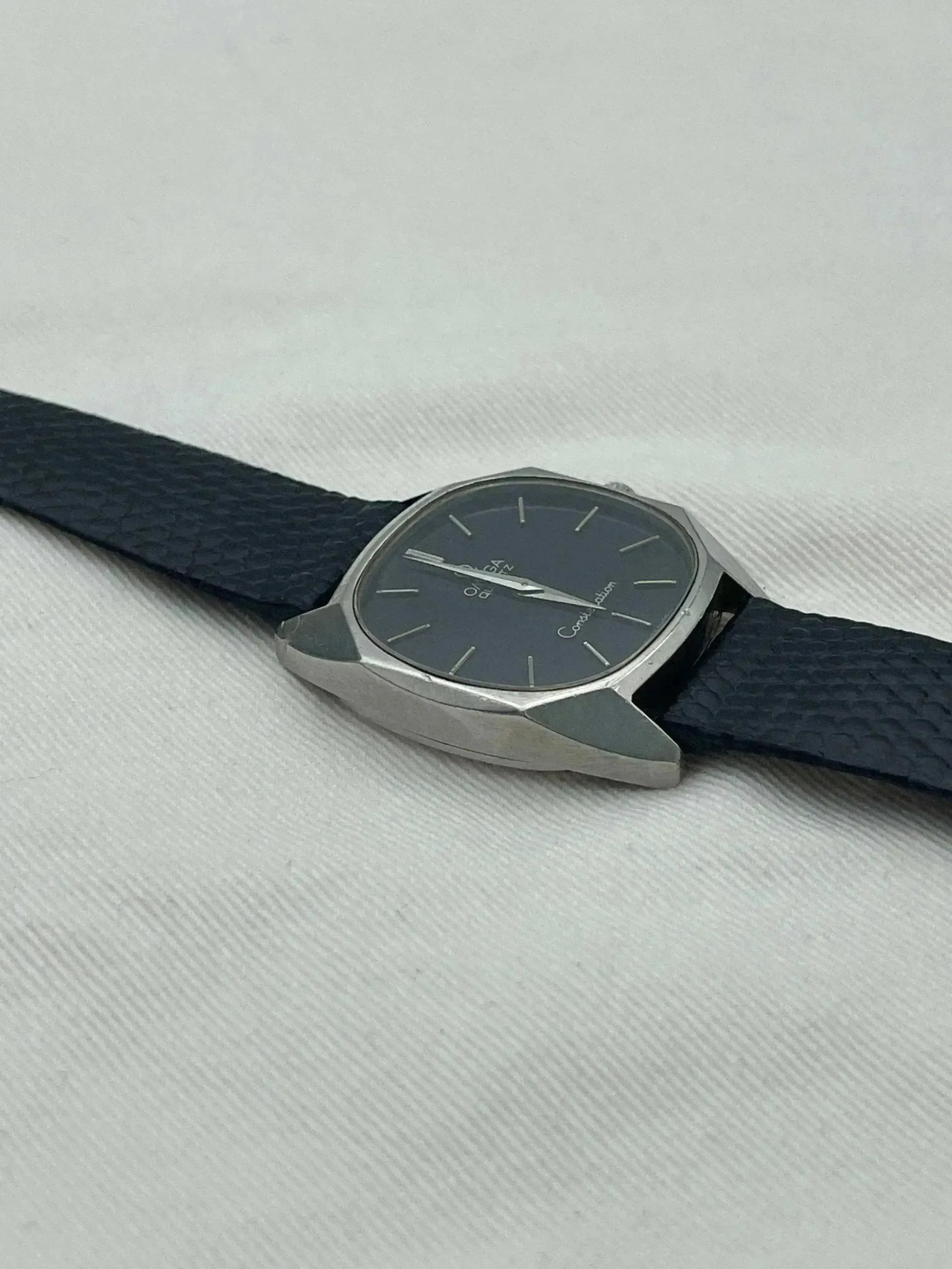Omega - Constellation Black Quartz - 1975 - Atelier Victor