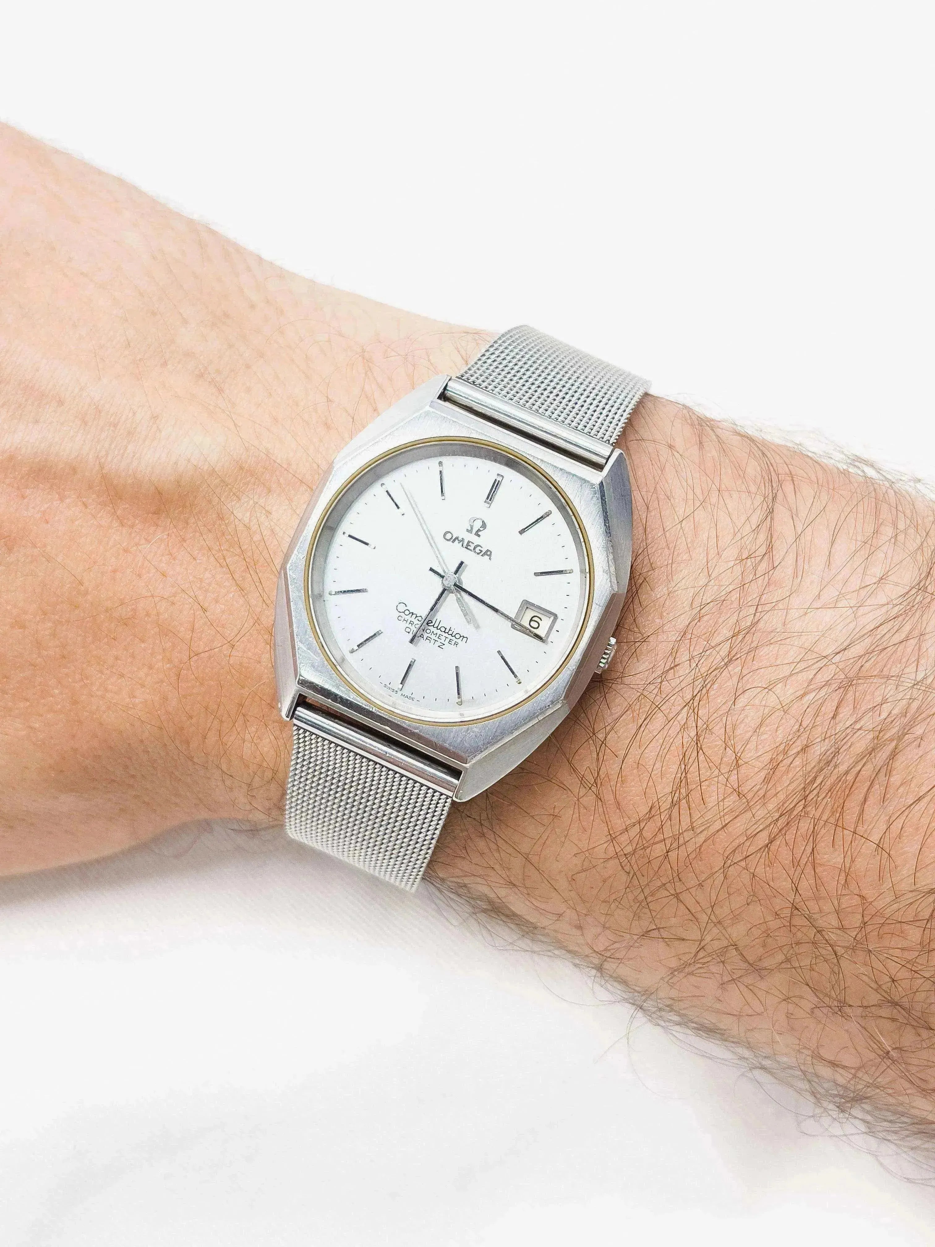 Omega - Constellation Chronometer Silver Dial - 1976 - Atelier Victor Paris - Vintage Watch Shop Dubai