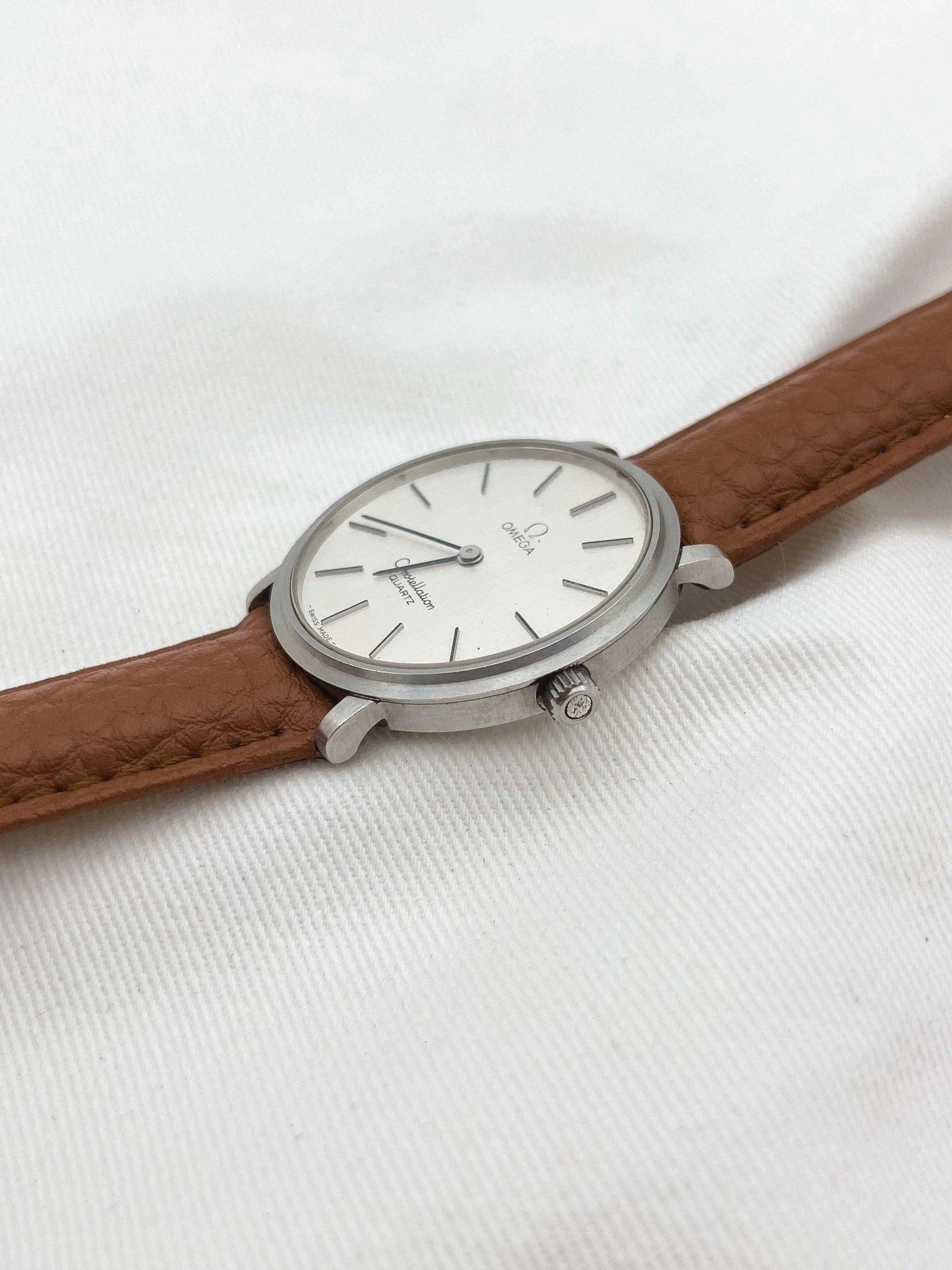 Omega - Constellation Circle Grey - 1977 - Atelier Victor Paris - Vintage Watch Shop Dubai
