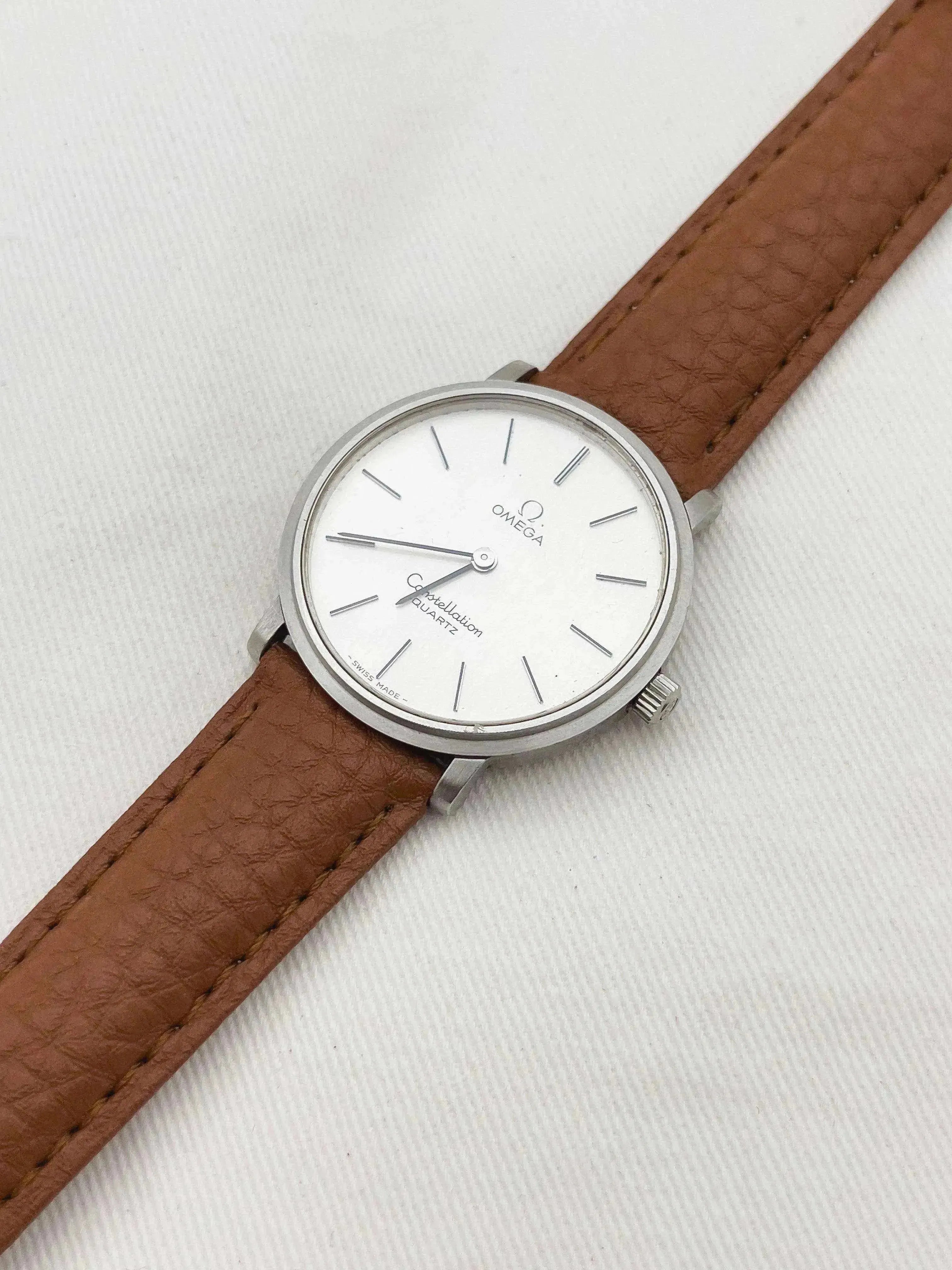 Omega - Constellation Circle Grey - 1977 - Atelier Victor Paris - Vintage Watch Shop Dubai
