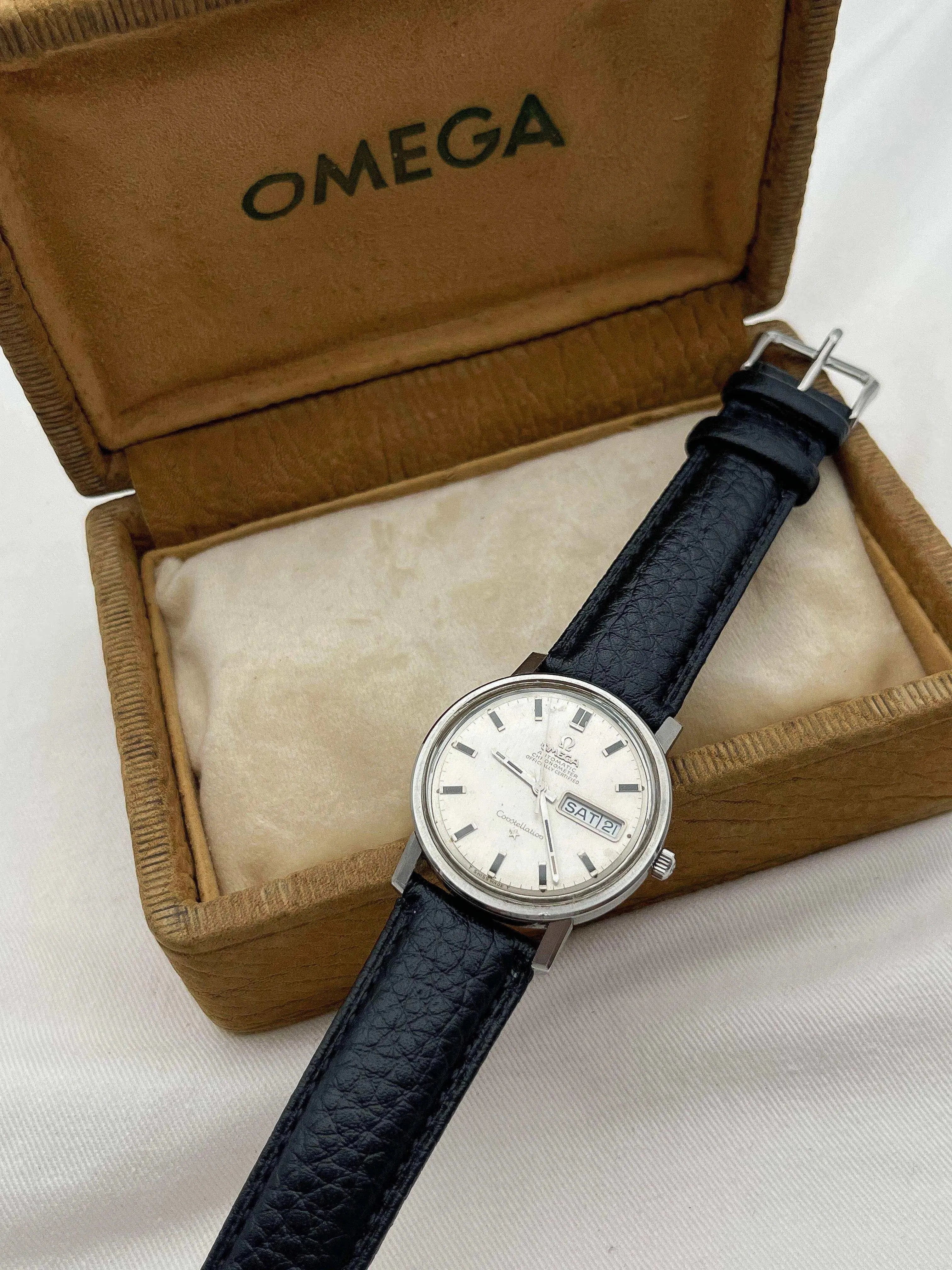 Omega - Constellation Daydate - boîte - 1968 - Atelier Victor Paris - Vintage Watch Shop Dubai