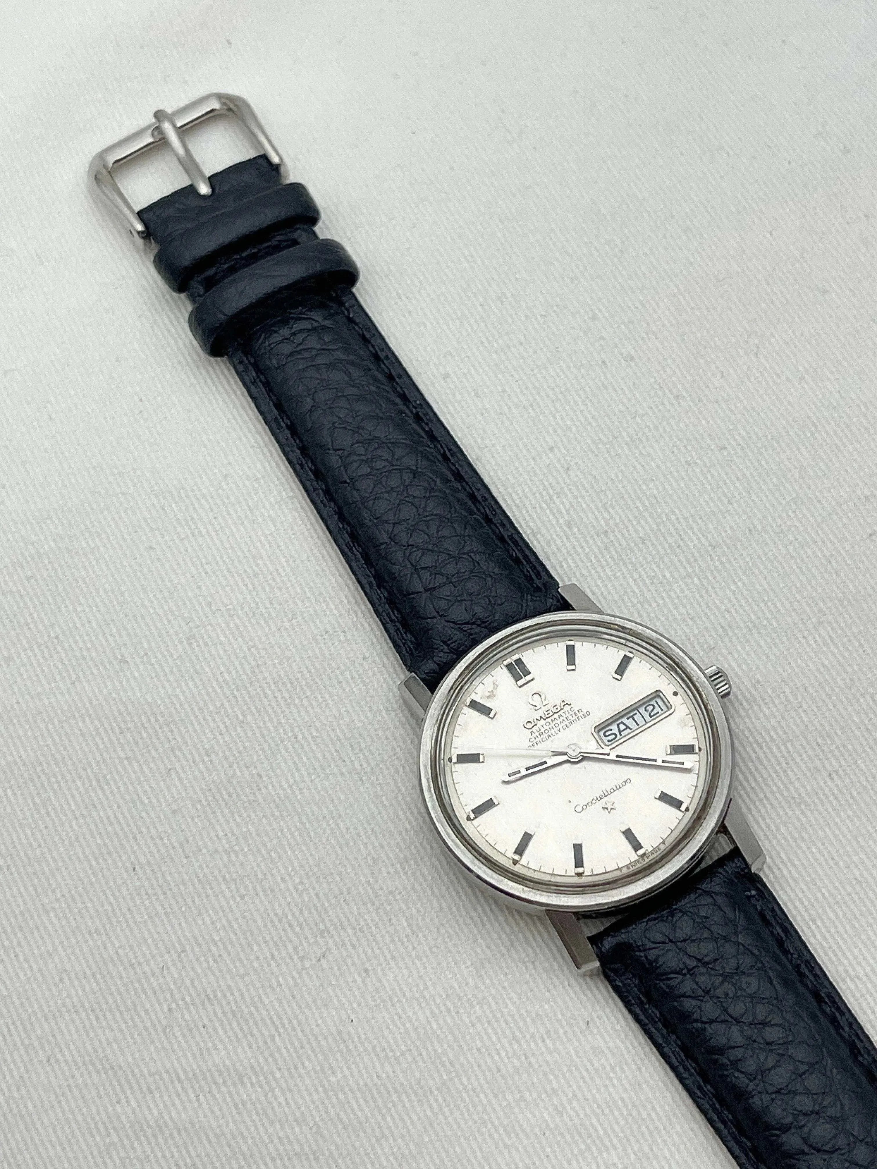 Omega - Constellation Daydate - boîte - 1968 - Atelier Victor - Vintage  Shop