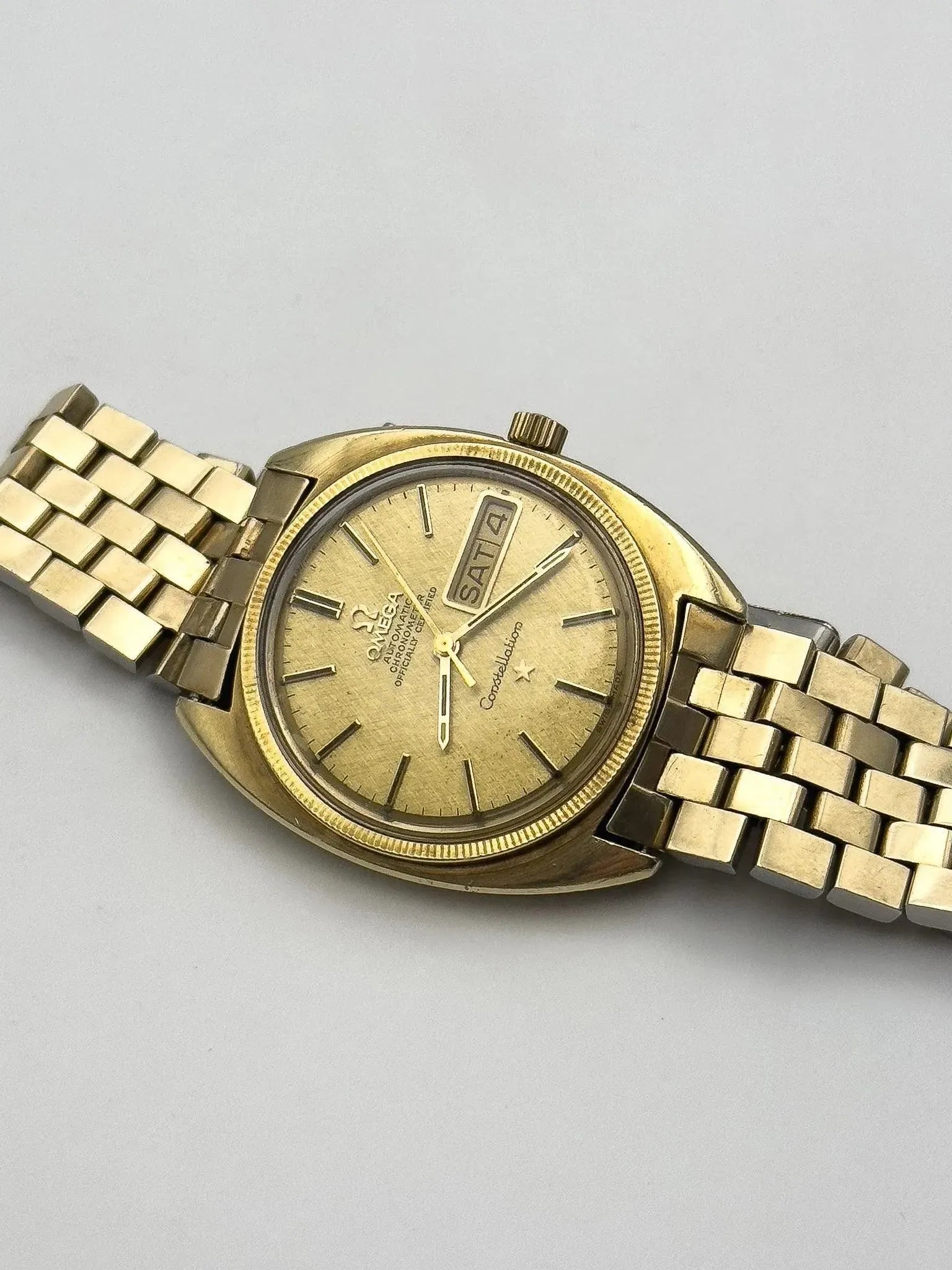 Omega - Constellation Gerald Genta Full Plated Gold - 1970 - Atelier Victor - Vintage  Shop