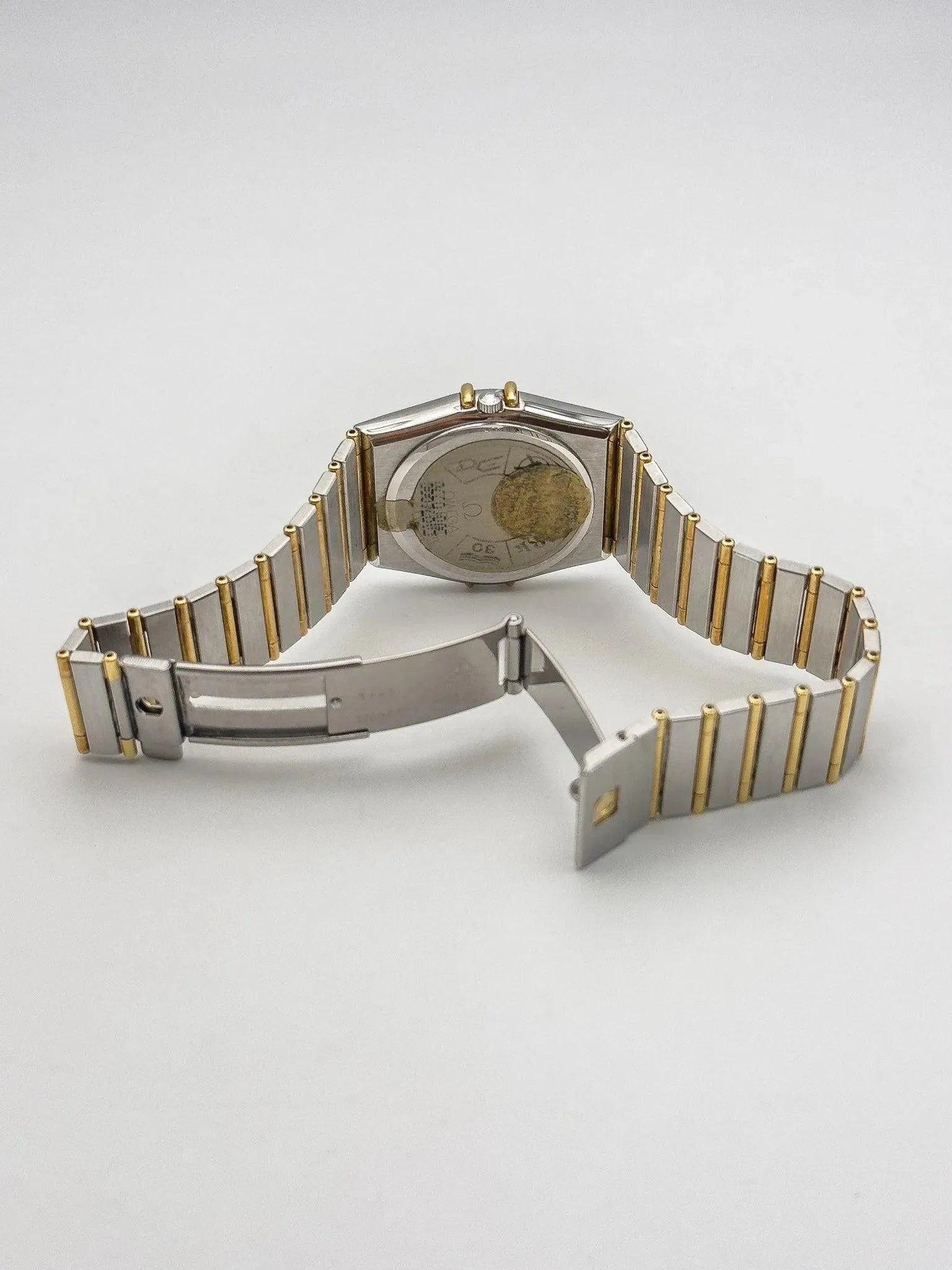 Omega - Constellation Gold & Steel - 1986 - Atelier Victor Paris - Vintage Watch Shop Dubai