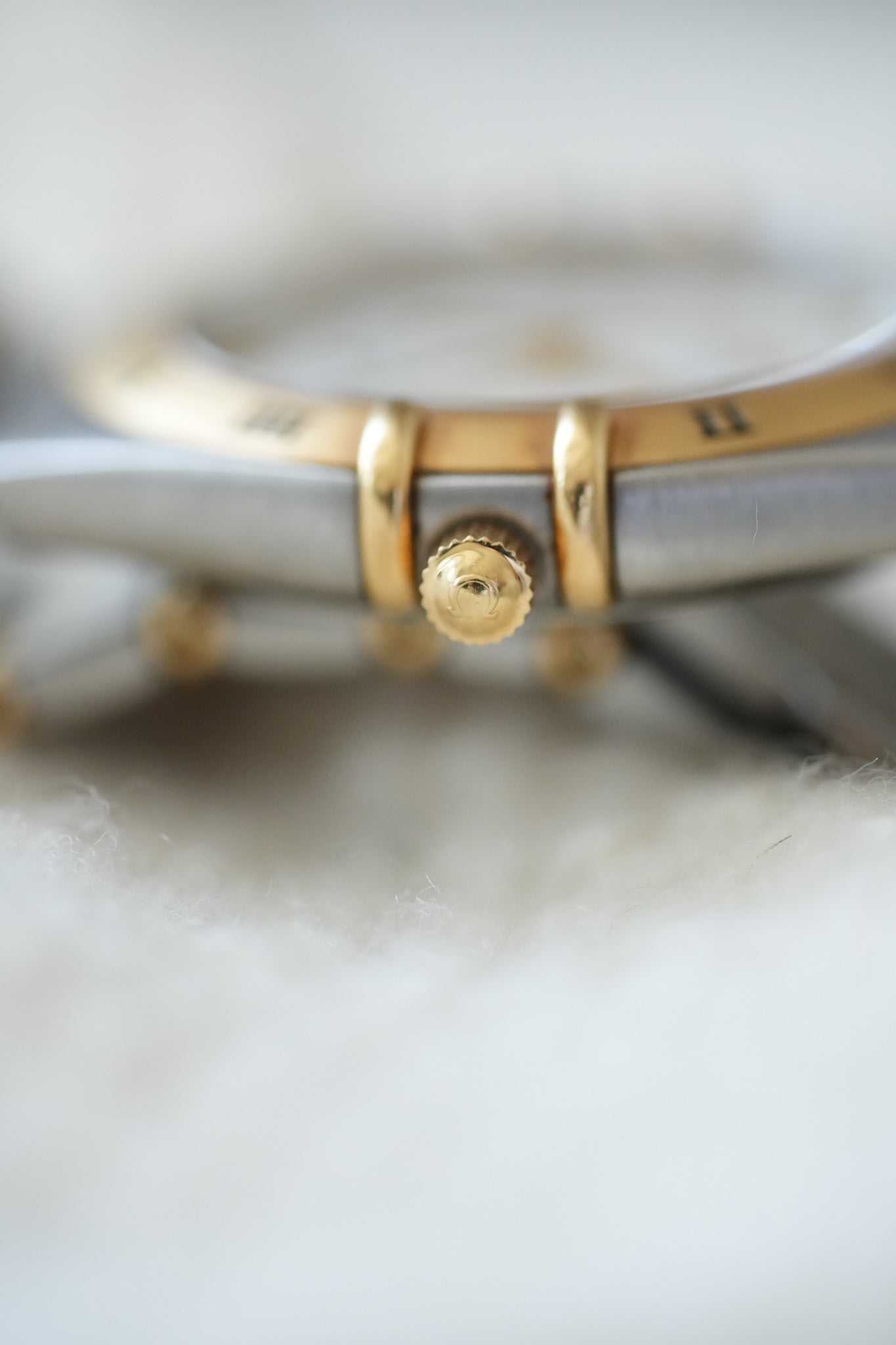 Omega - Constellation Manhattan 1213.30.00 Or Acier Cadran Blanc - Papier et Boite - 1998 - Atelier Victor Paris - Vintage Watch Shop Dubai
