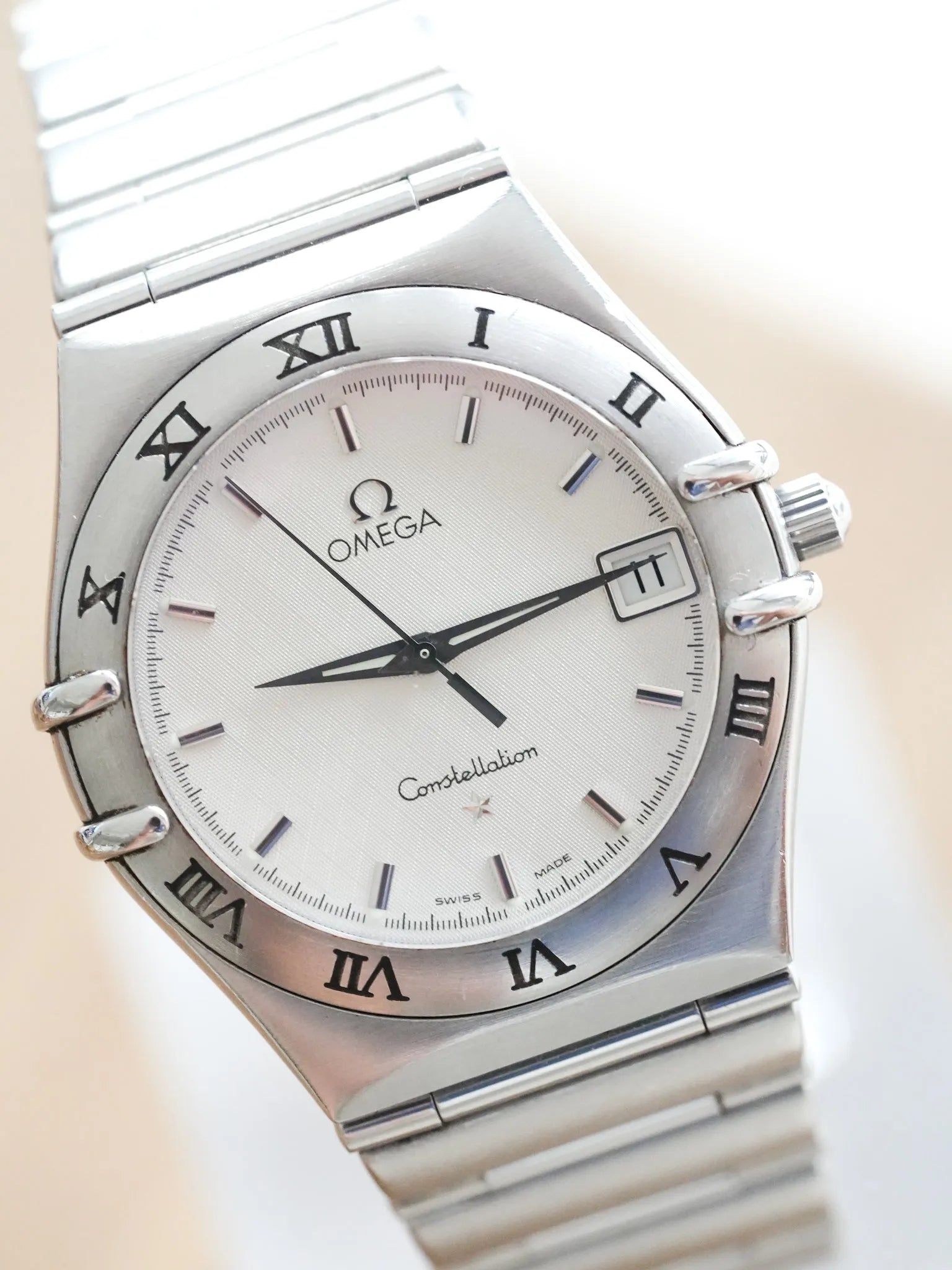 Omega - Constellation Manhattan 1512.30 Nid d'abeille Blanc Acier - 1998 - Atelier Victor - Vintage Watch Shop
