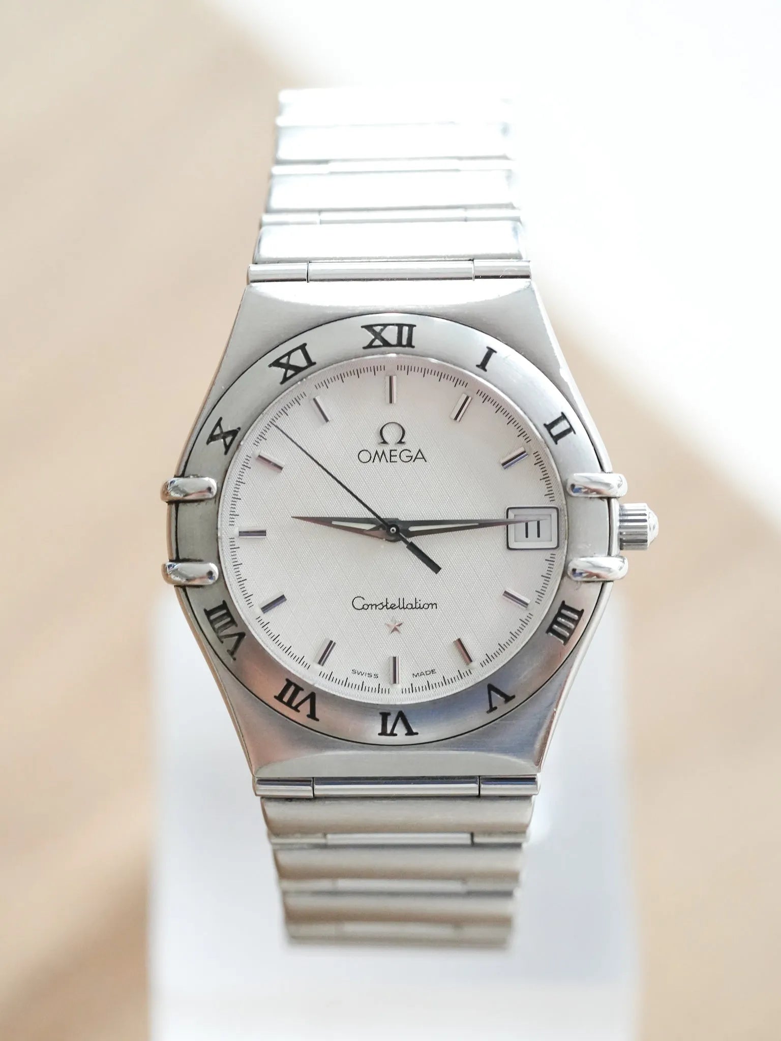 Omega - Constellation Manhattan 1512.30 Nid d'abeille Blanc Acier - 1998 - Atelier Victor - Vintage Watch Shop