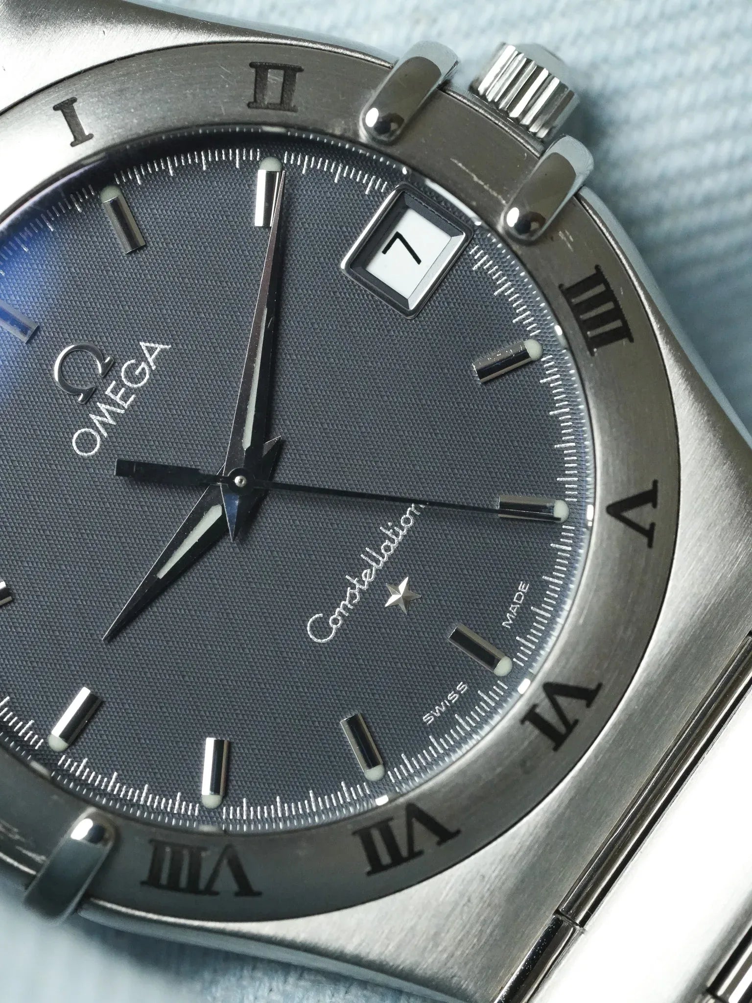 Omega - Constellation Manhattan 1512.40 Acier Cadran Gris Nid d'abeille - 1998 - Atelier Victor