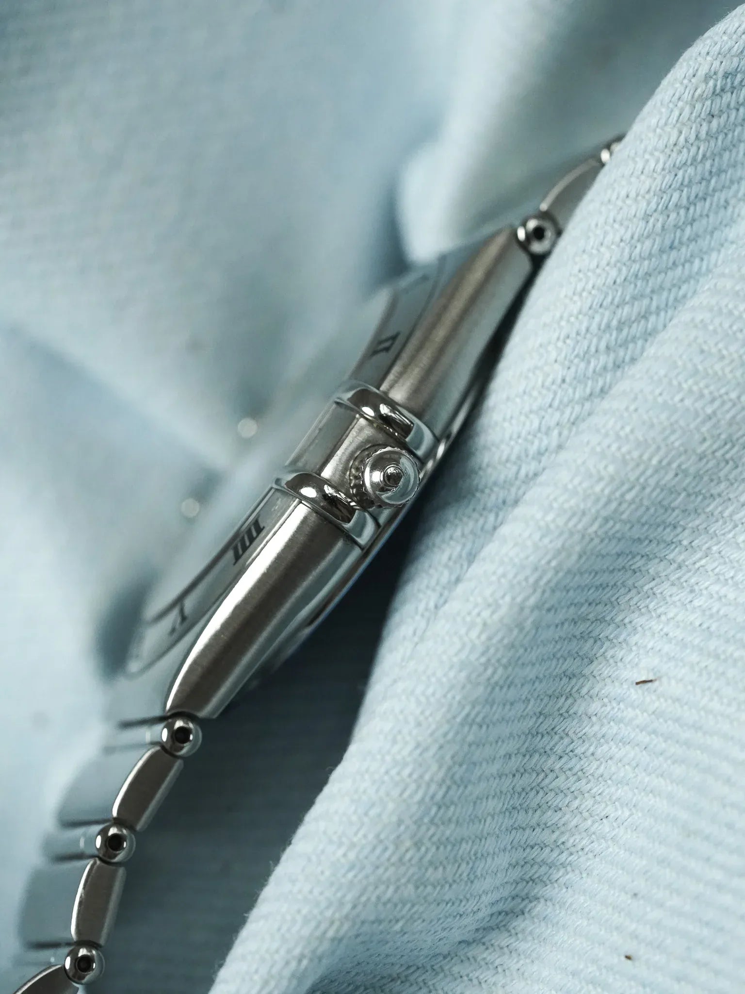 Omega - Constellation Manhattan 1512.40 Acier Cadran Gris Nid d'abeille - 1998 - Atelier Victor