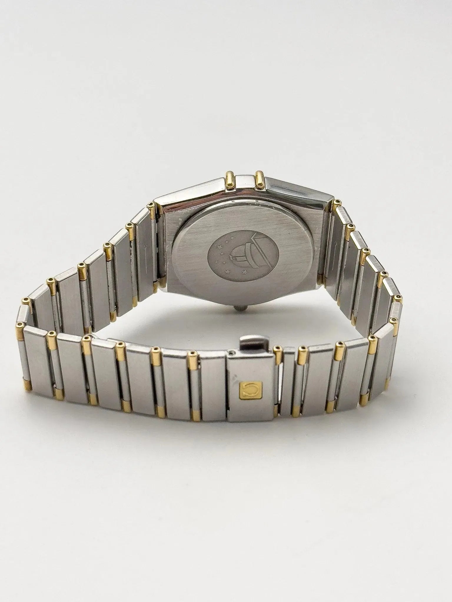 Omega - Constellation Manhattan Acier & Or 18k Date Cadran Or - 1990s - Atelier Victor Paris - Vintage Watch Shop Dubai