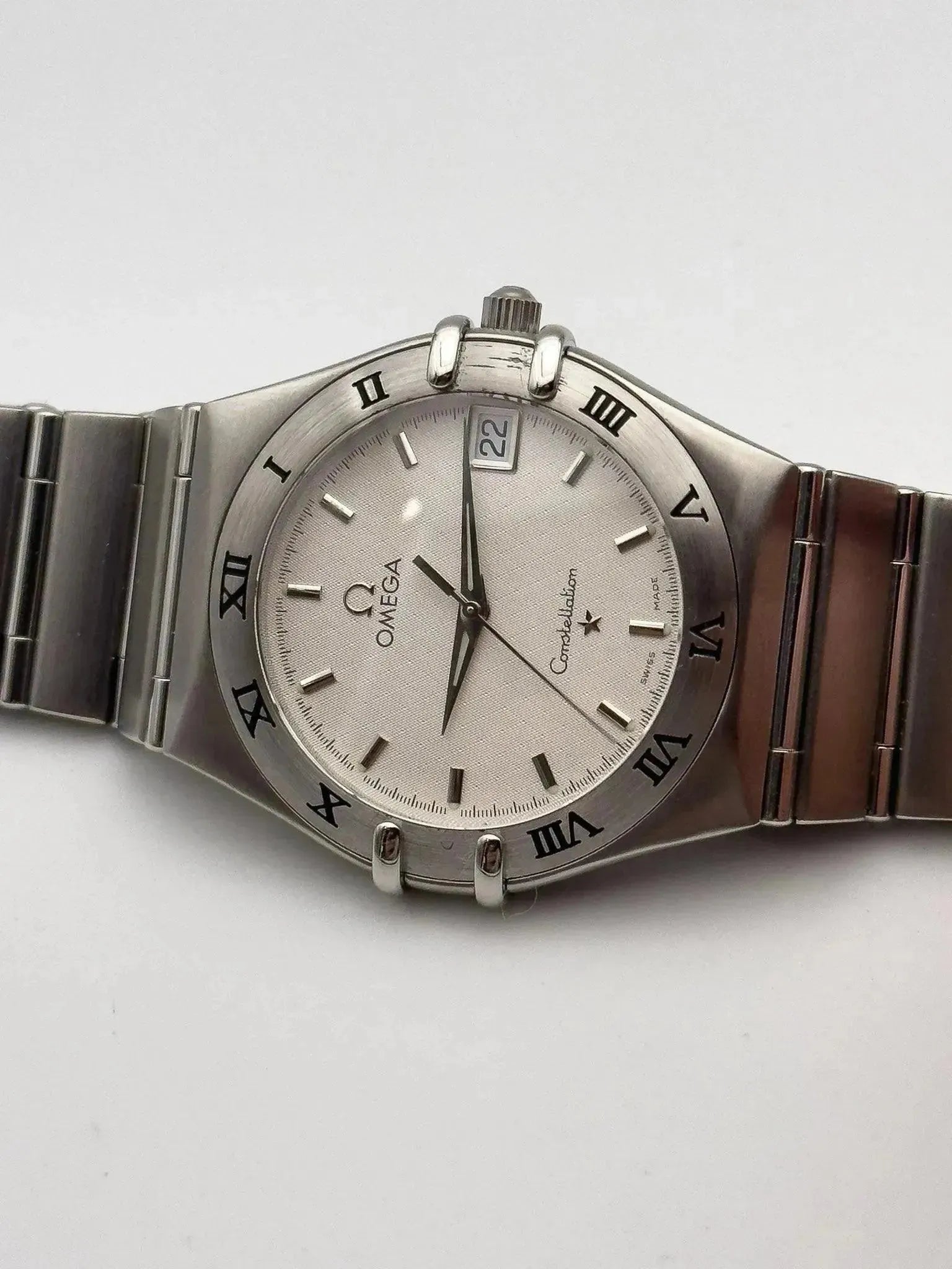 Omega - Constellation Manhattan Acier Cadran Blanc - Papier - 1998 - Atelier Victor Paris - Vintage Watch Shop Dubai