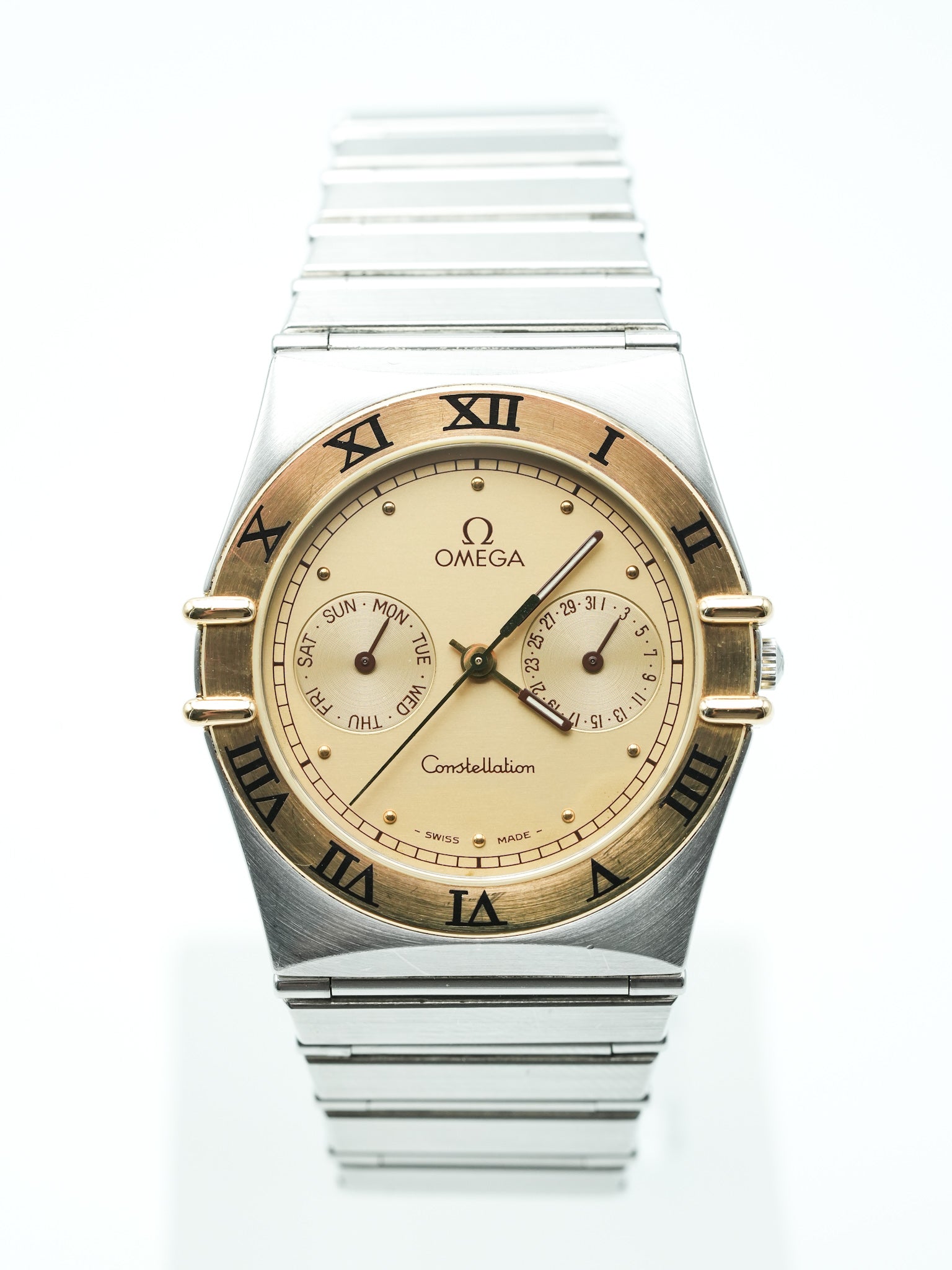 Omega - Constellation Manhattan Daydate Or et Acier - 1989 - Atelier Victor Paris - Vintage Watch Shop Dubai