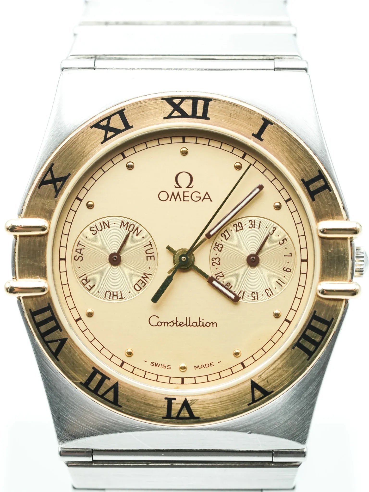 Omega - Constellation Manhattan Daydate Or et Acier - 1989 - Atelier Victor - Vintage  Shop
