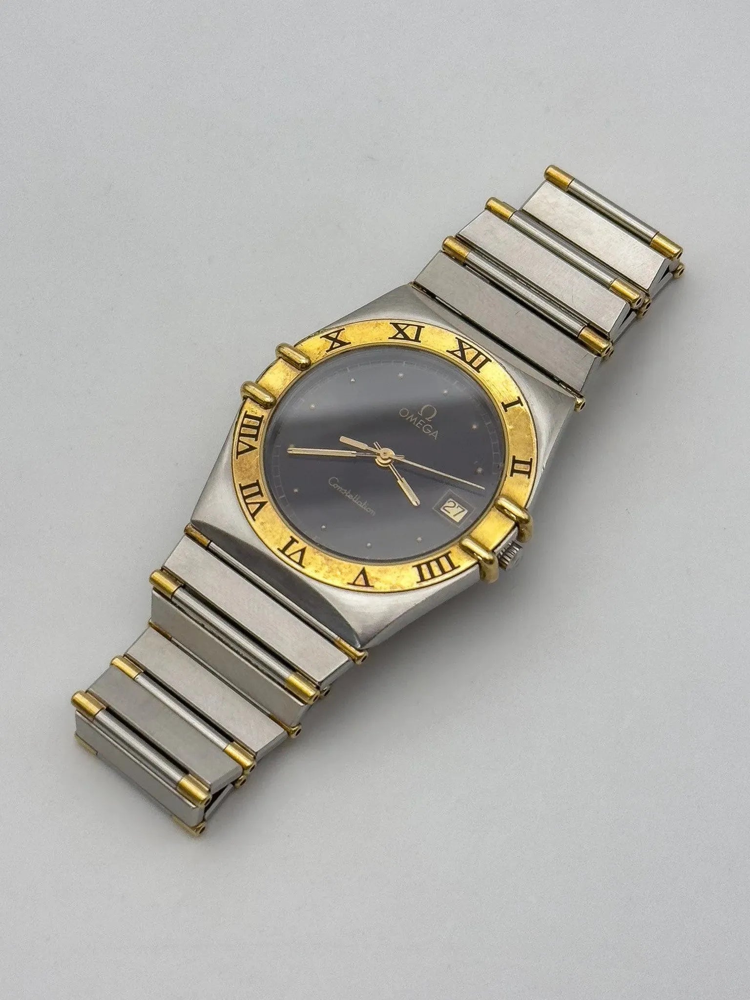 Omega - Constellation Manhattan Noir Or 18k & Acier - 1989 - Atelier Victor Paris - Vintage Watch Shop Dubai