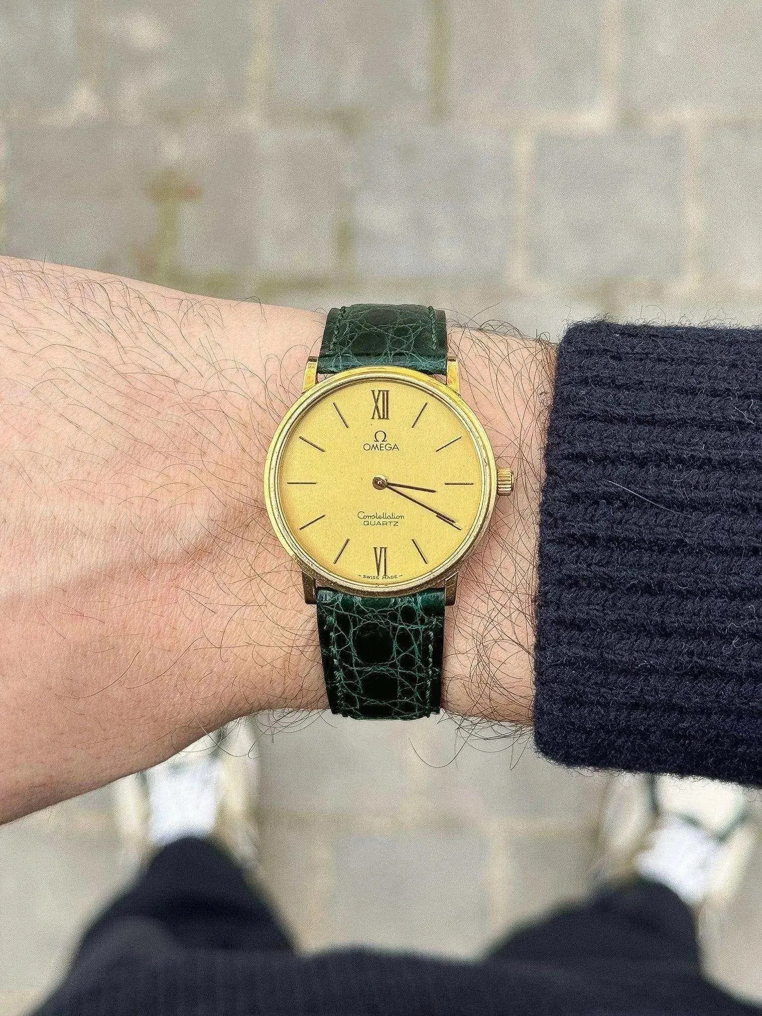 Omega - Constellation Or Bracelet Croco vert - 1979 - Atelier Victor Paris - Vintage Watch Shop Dubai