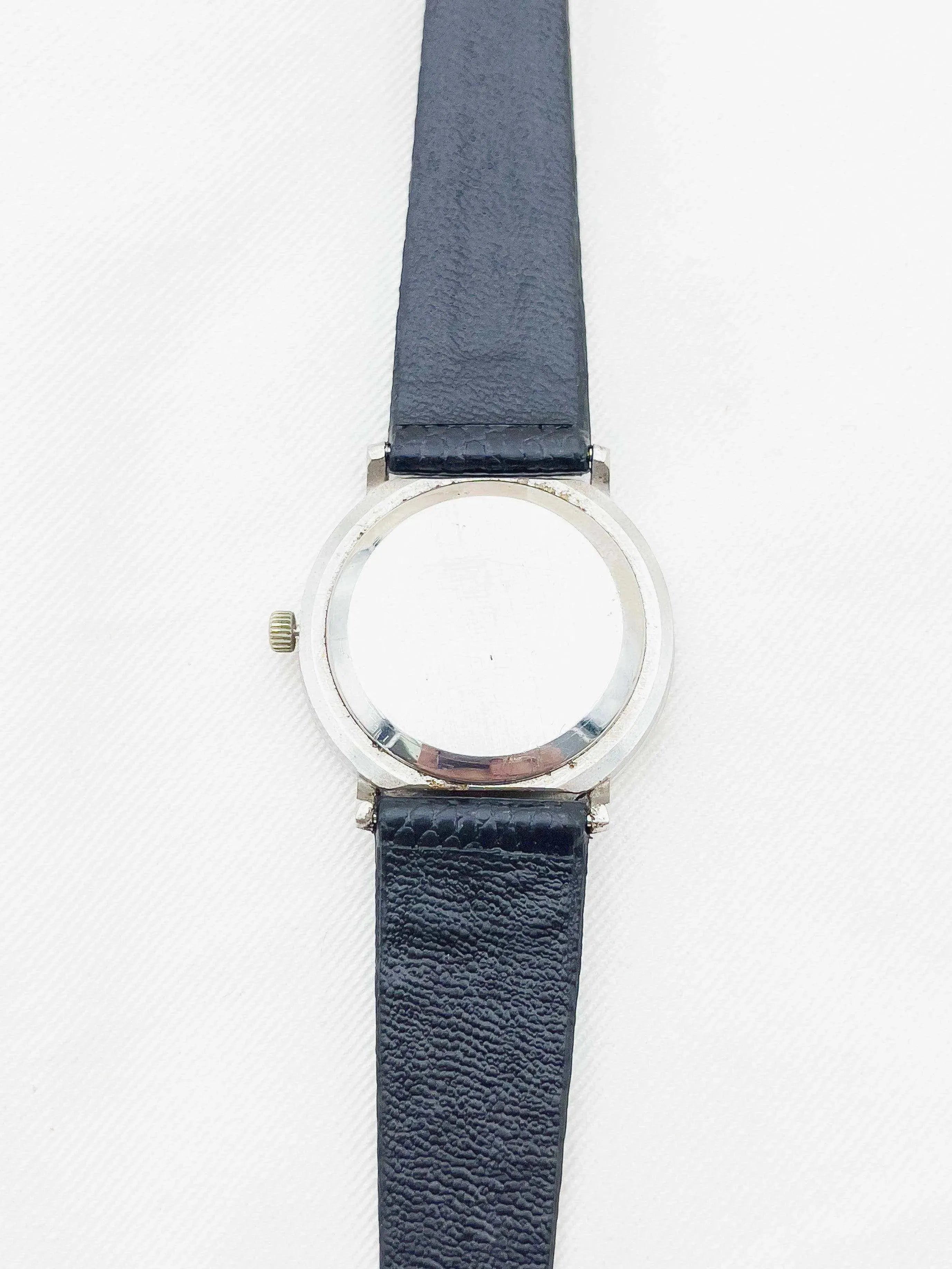 Omega - Constellation Quartz Yellow - 1978 - Atelier Victor Paris - Vintage Watch Shop Dubai