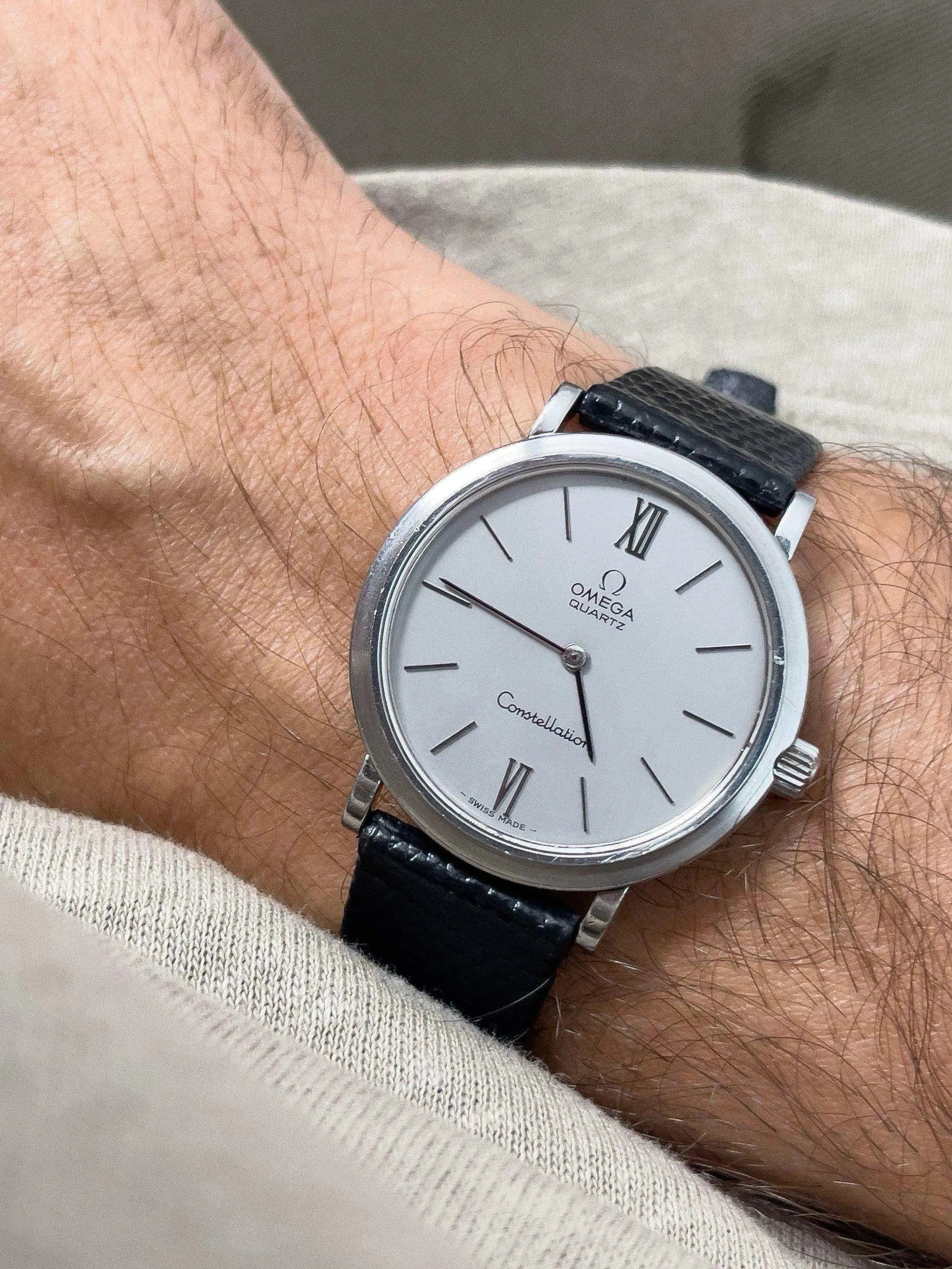Omega - Constellation Silver - 1975 - Atelier Victor Paris - Vintage Watch Shop Dubai