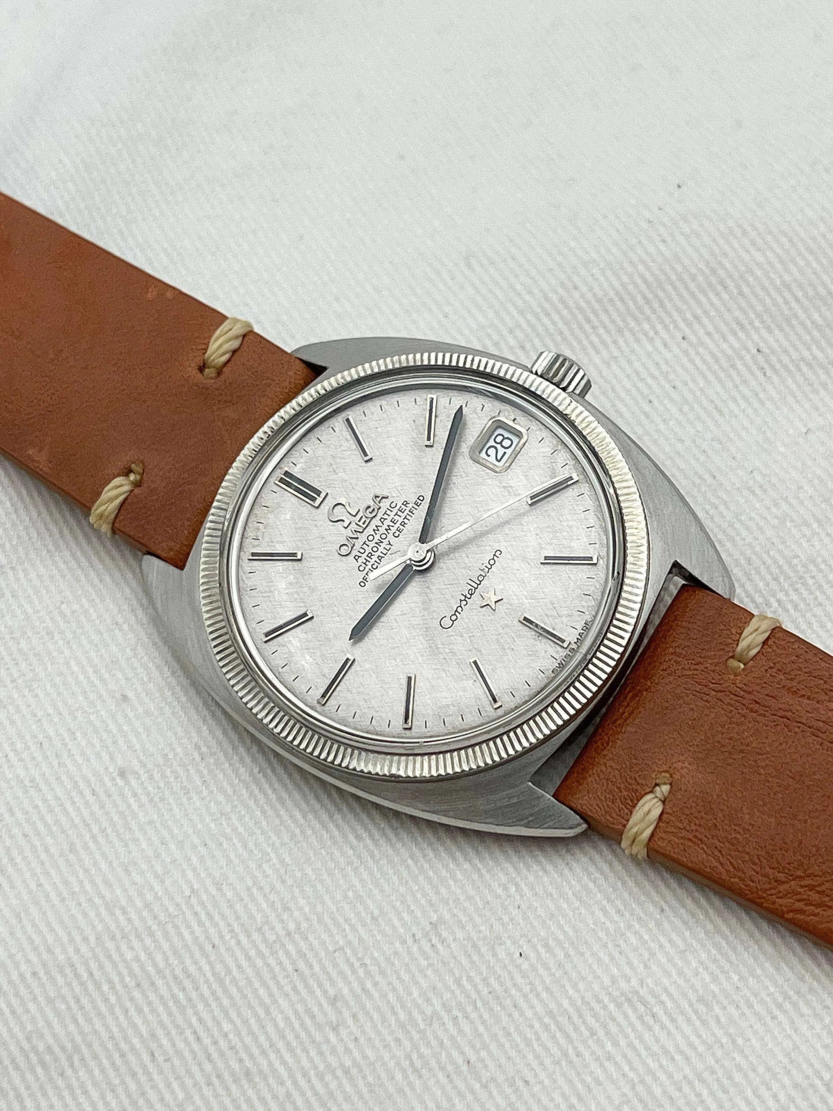 Omega - Constellation White Gold Bezel - 1967 - Atelier Victor Paris - Vintage Watch Shop Dubai