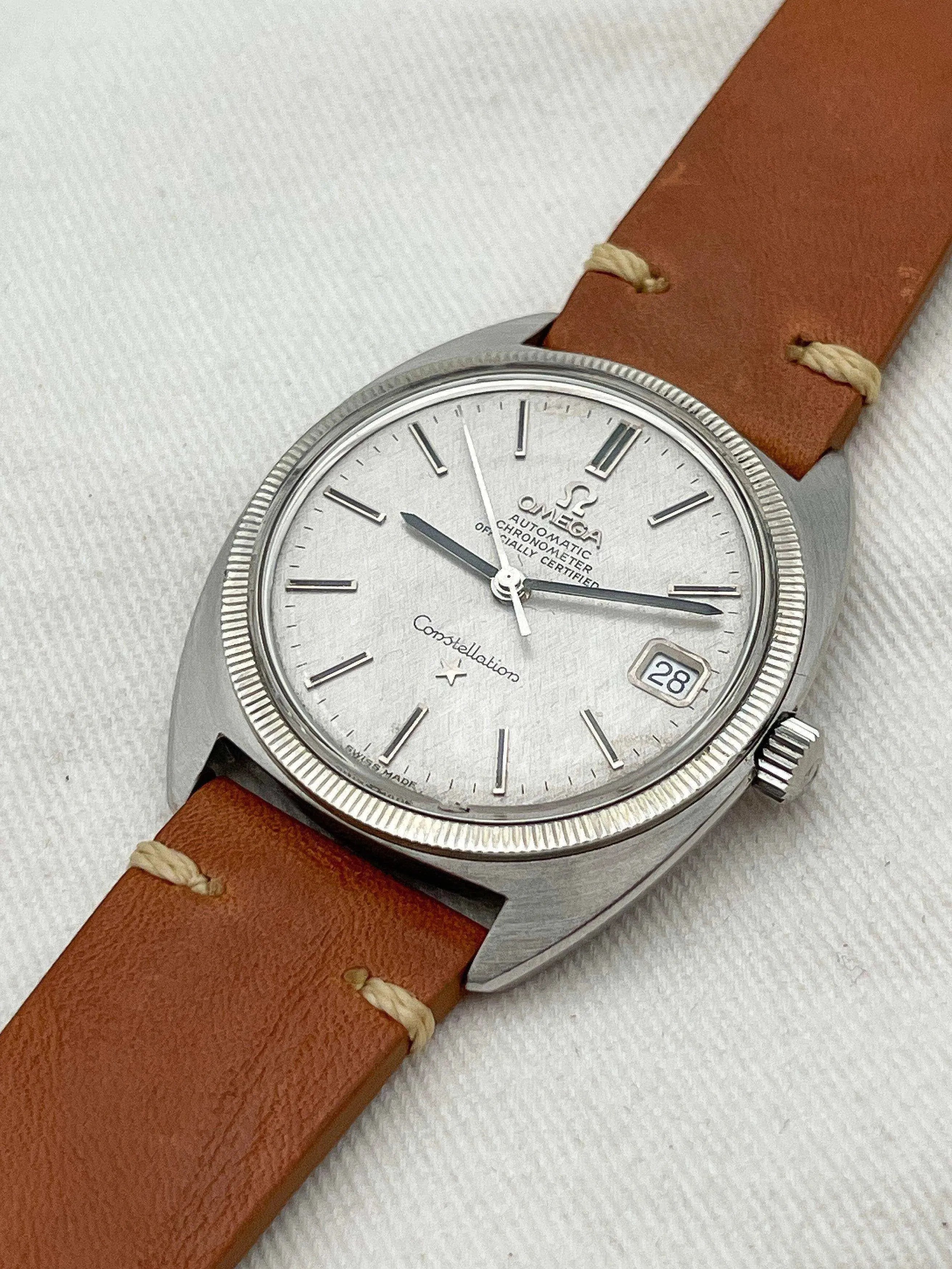 Omega - Constellation White Gold Bezel - 1967 - Atelier Victor Paris - Vintage Watch Shop Dubai