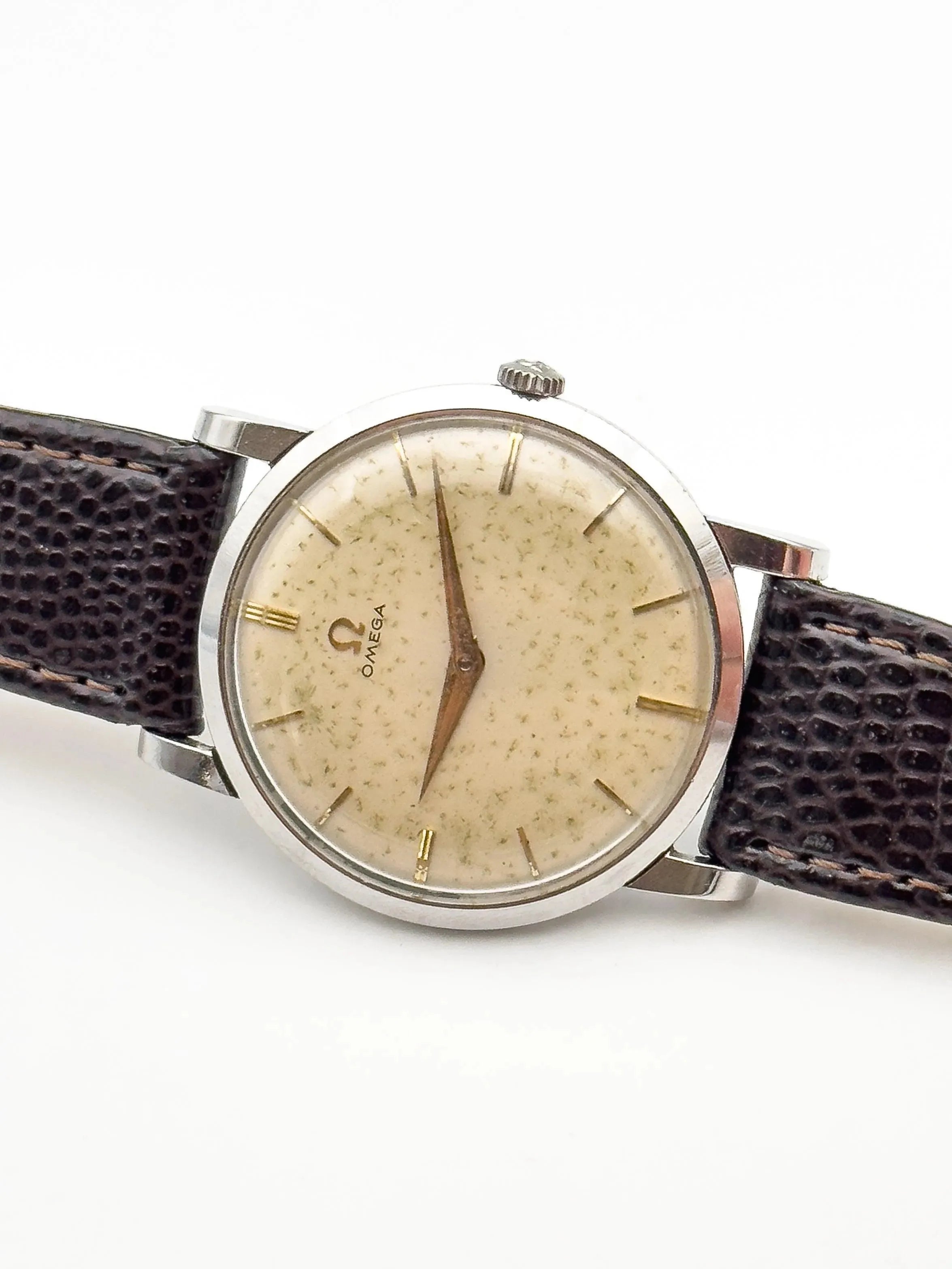 Omega - Dauphine Patine - 1956 - Atelier Victor Paris - Vintage Watch Shop Dubai