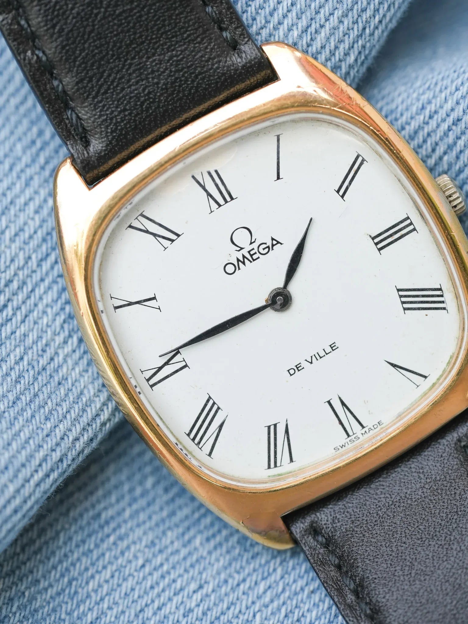Omega - De Ville 111.0139 Tonneau Plaqué or cadran blanc romain - 1977 - Atelier Victor