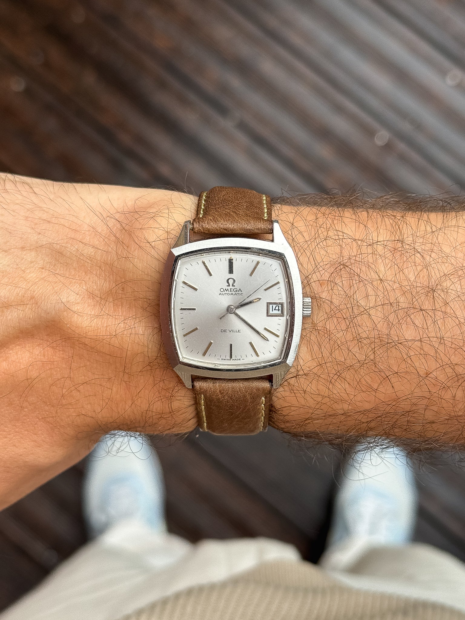 Omega - De Ville 166.075 Tonneau Acier - 1970s - Atelier Victor - Vintage  Shop