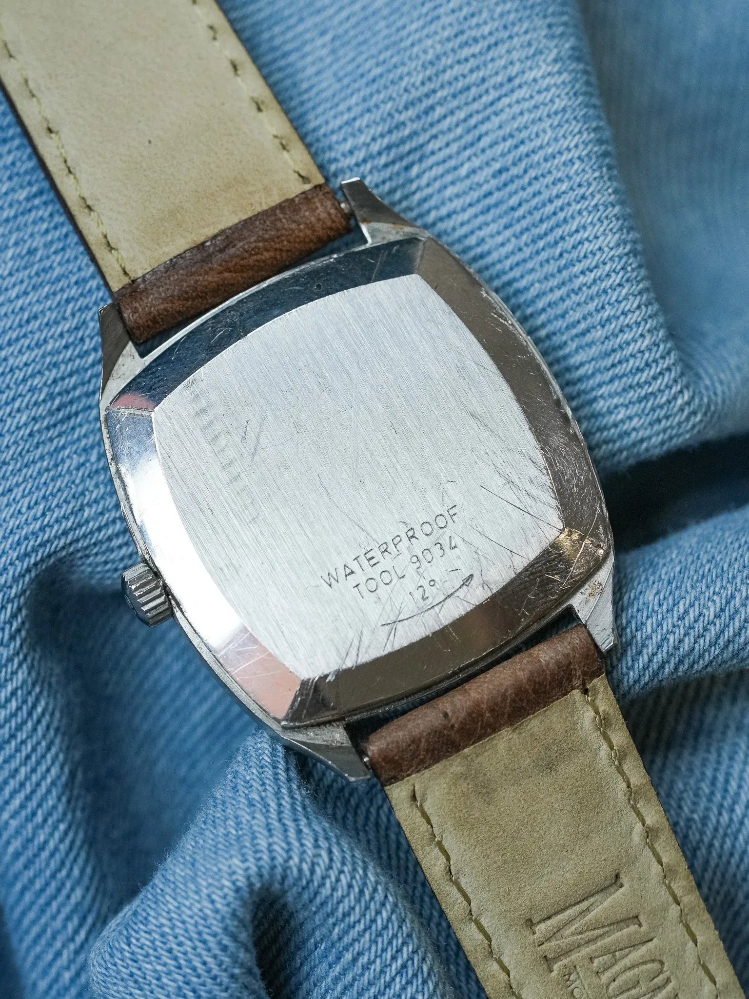 Omega - De Ville 166.075 Tonneau Acier - 1970s - Atelier Victor - Vintage  Shop