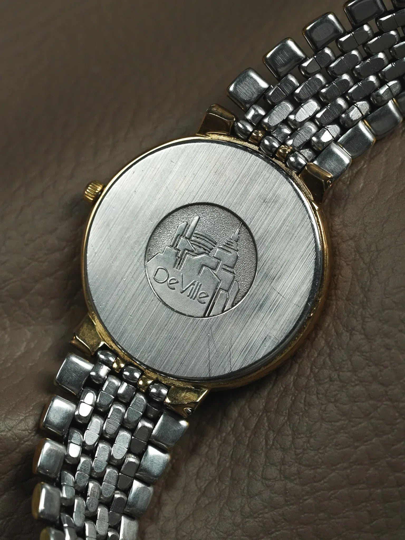 Omega - De Ville 395.0875.2 Ultra Slim Grain de riz acier or Tapisserie or - 1989 - Atelier Victor - Vintage  Shop