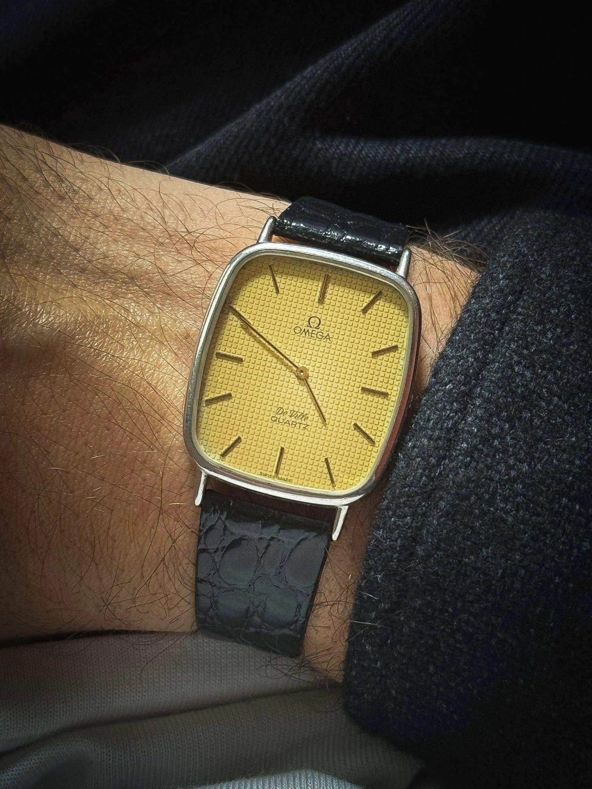Omega - De Ville Acier Tapisserie - 1978 - Atelier Victor Paris - Vintage Watch Shop Dubai