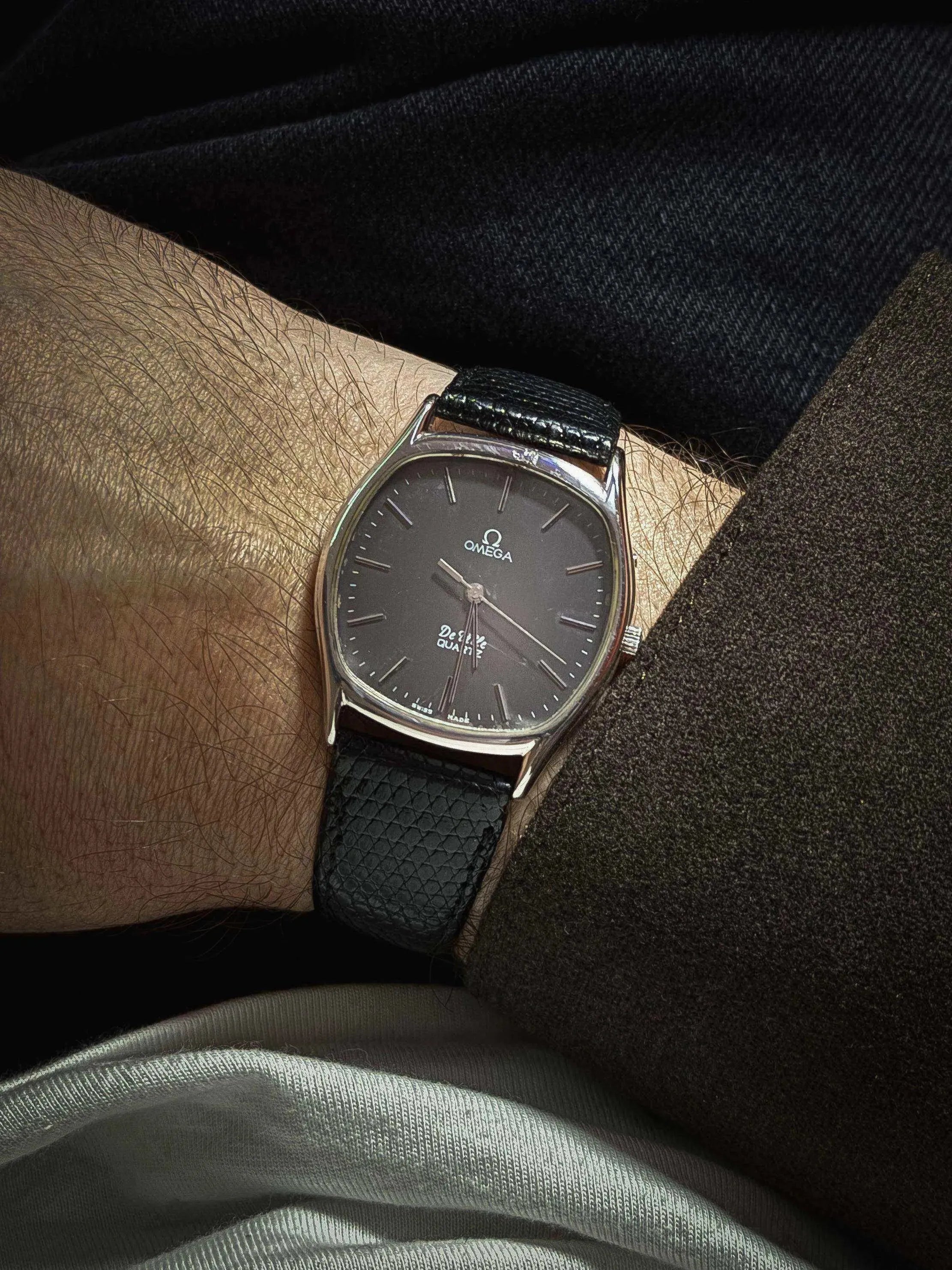 Omega - De Ville Anthracite - 1980 - Atelier Victor Paris - Vintage Watch Shop Dubai