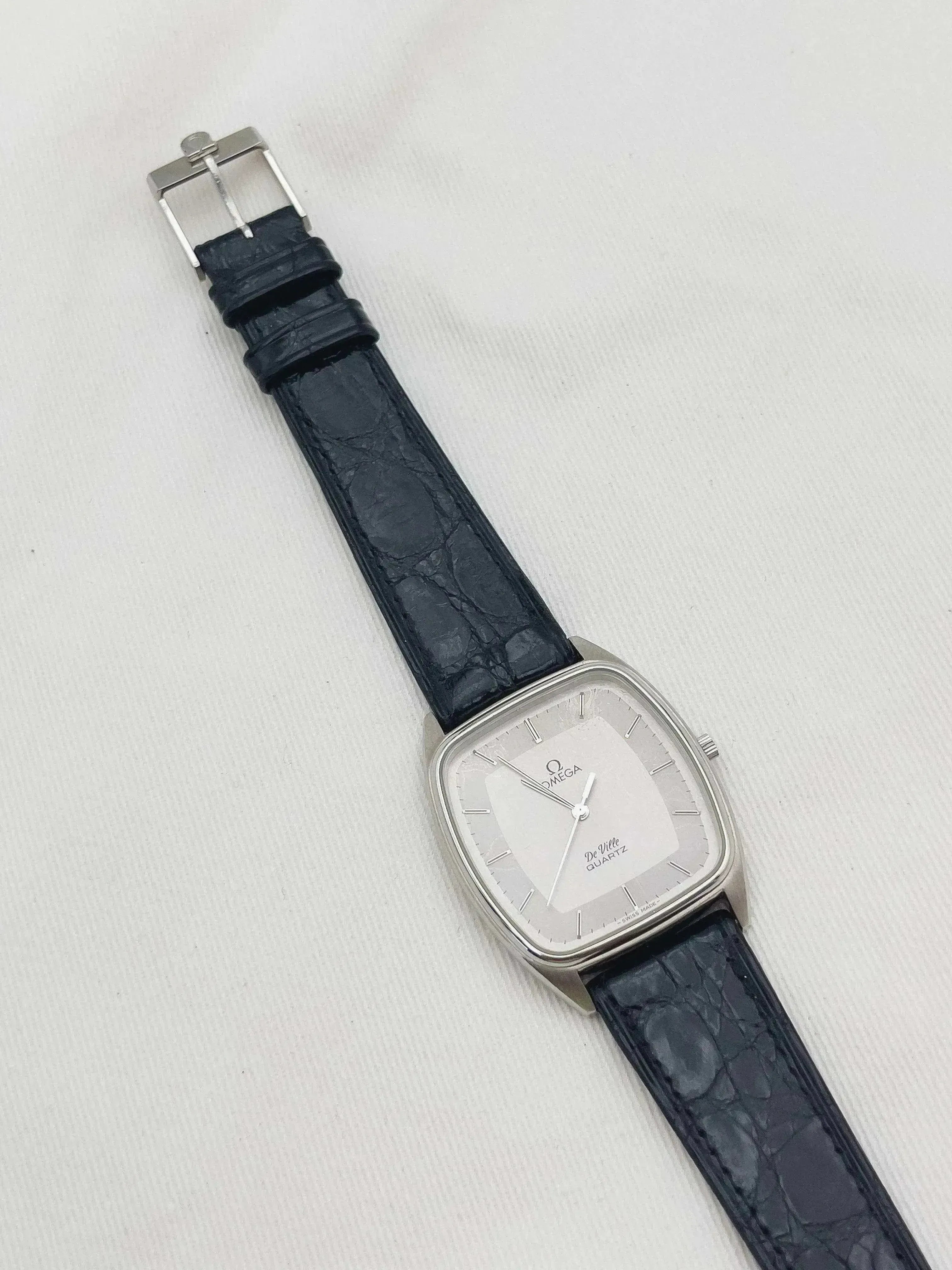 Omega De Ville Bicolores Gris - NOS - Boite & Papier - 1979 - Atelier Victor