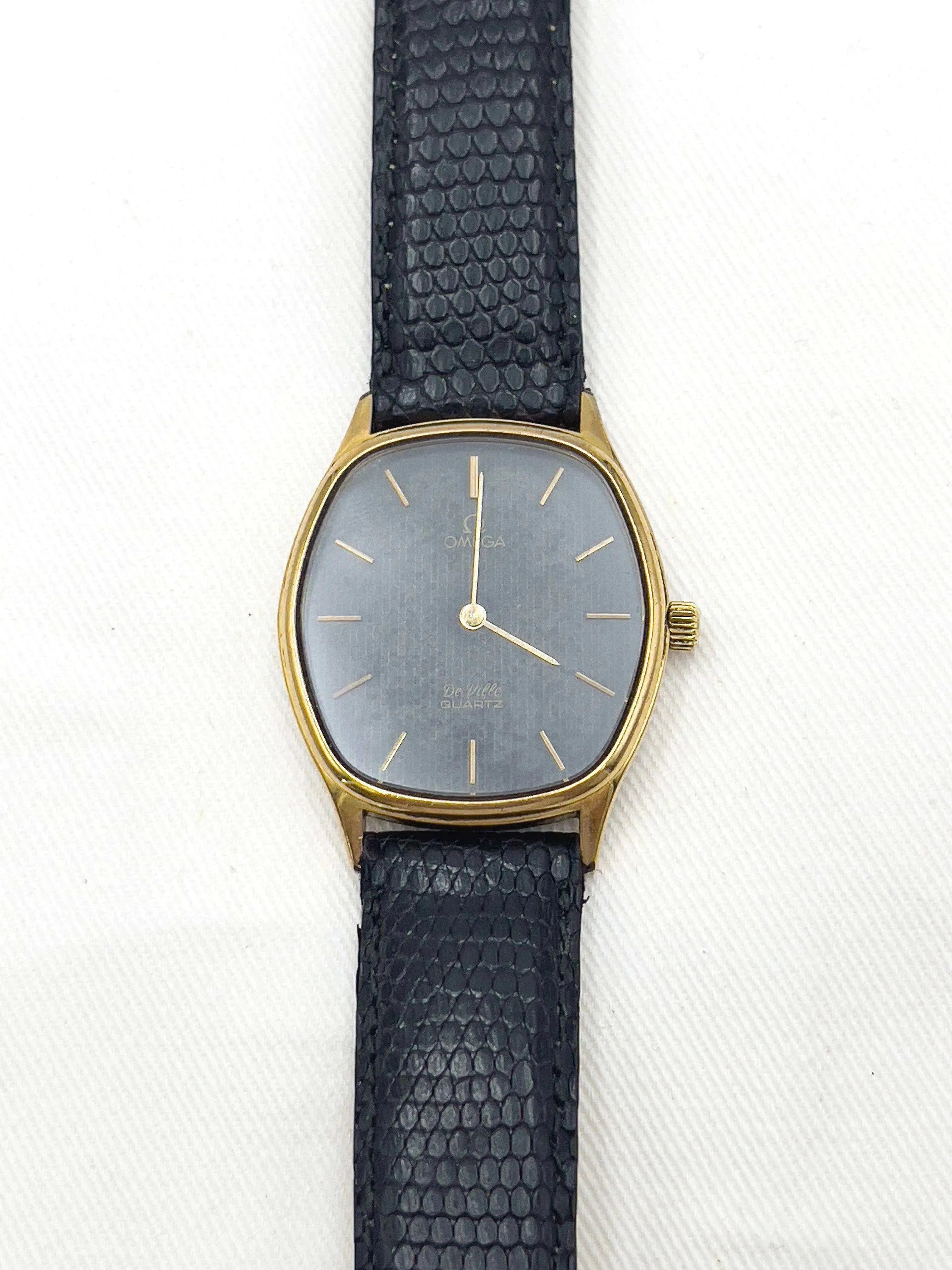 Omega - De Ville Black Patine Dial / Gold - 1979 - Atelier Victor Paris - Vintage Watch Shop Dubai