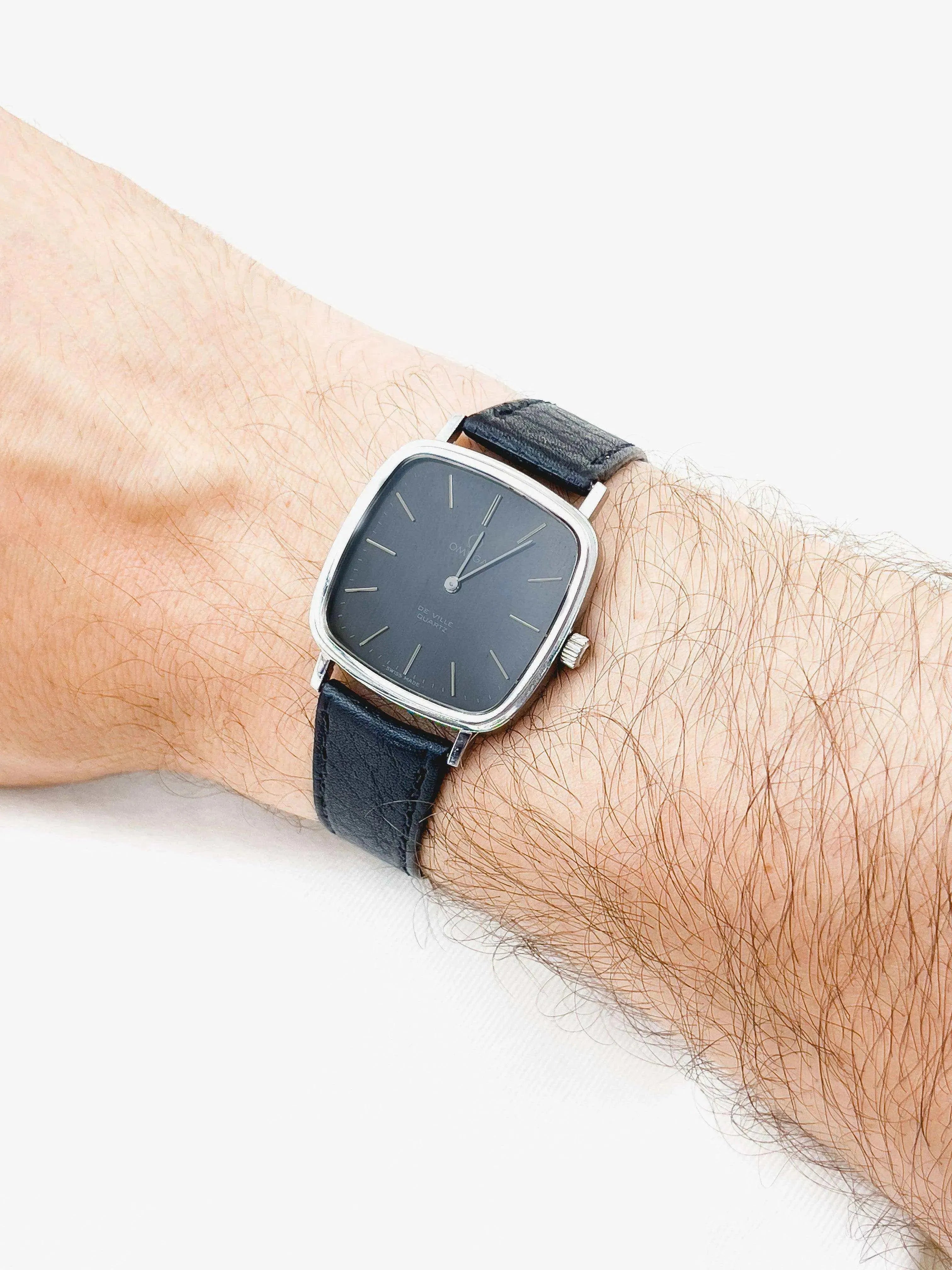 Omega - De Ville Black/Grey Dial - 1978 - Atelier Victor Paris - Vintage Watch Shop Dubai