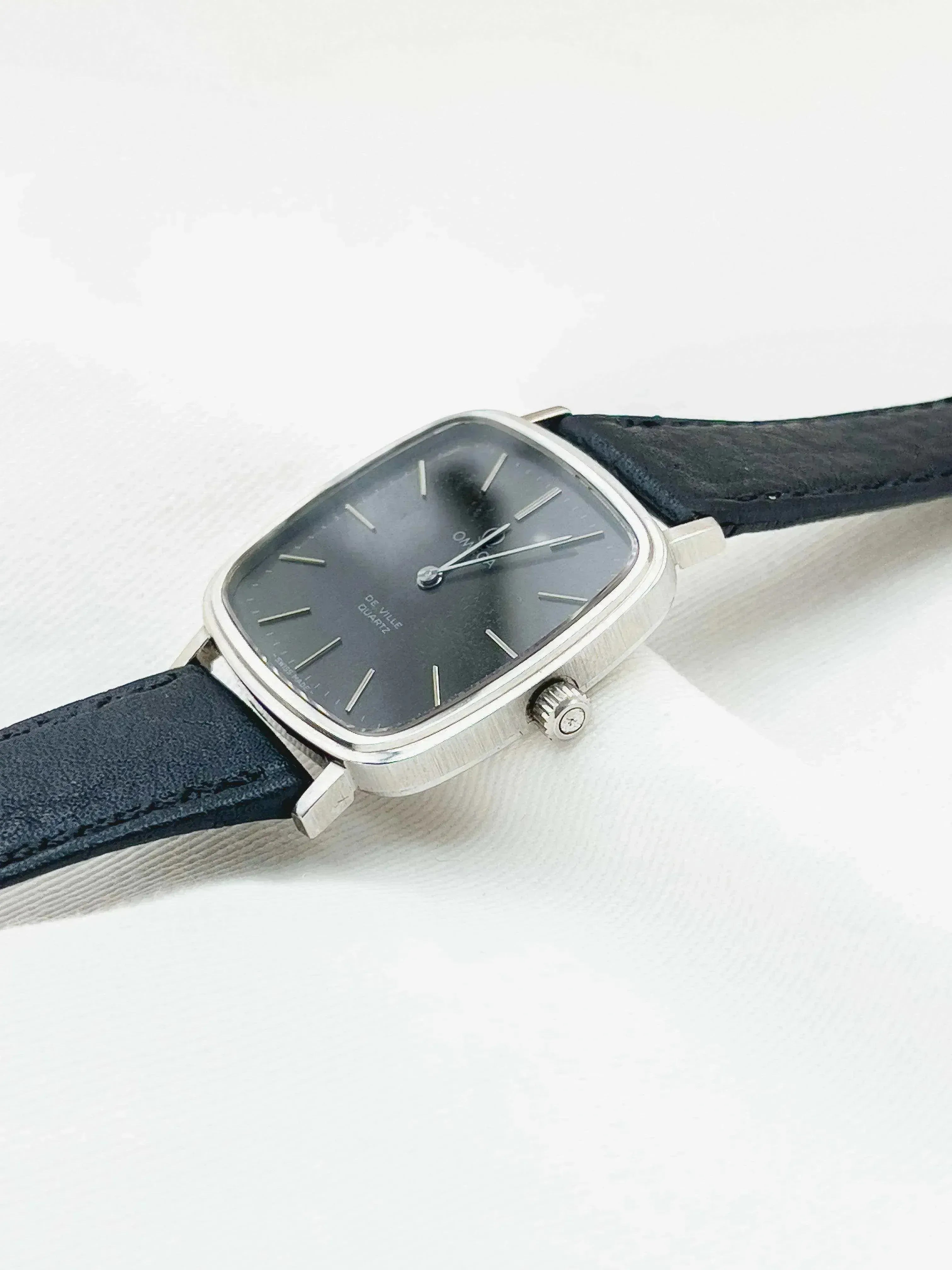 Omega - De Ville Carré acier noir - 1978 - Atelier Victor