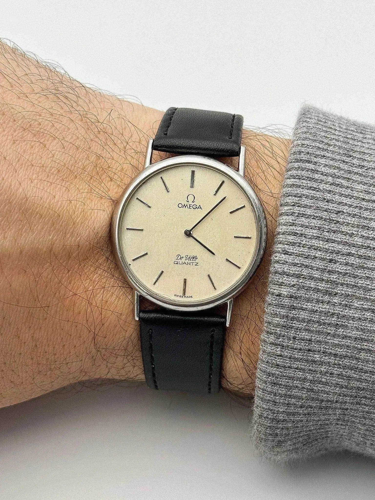 Omega - De ville Circle Blanc Patiné - 1977 - Atelier Victor Paris - Vintage Watch Shop Dubai