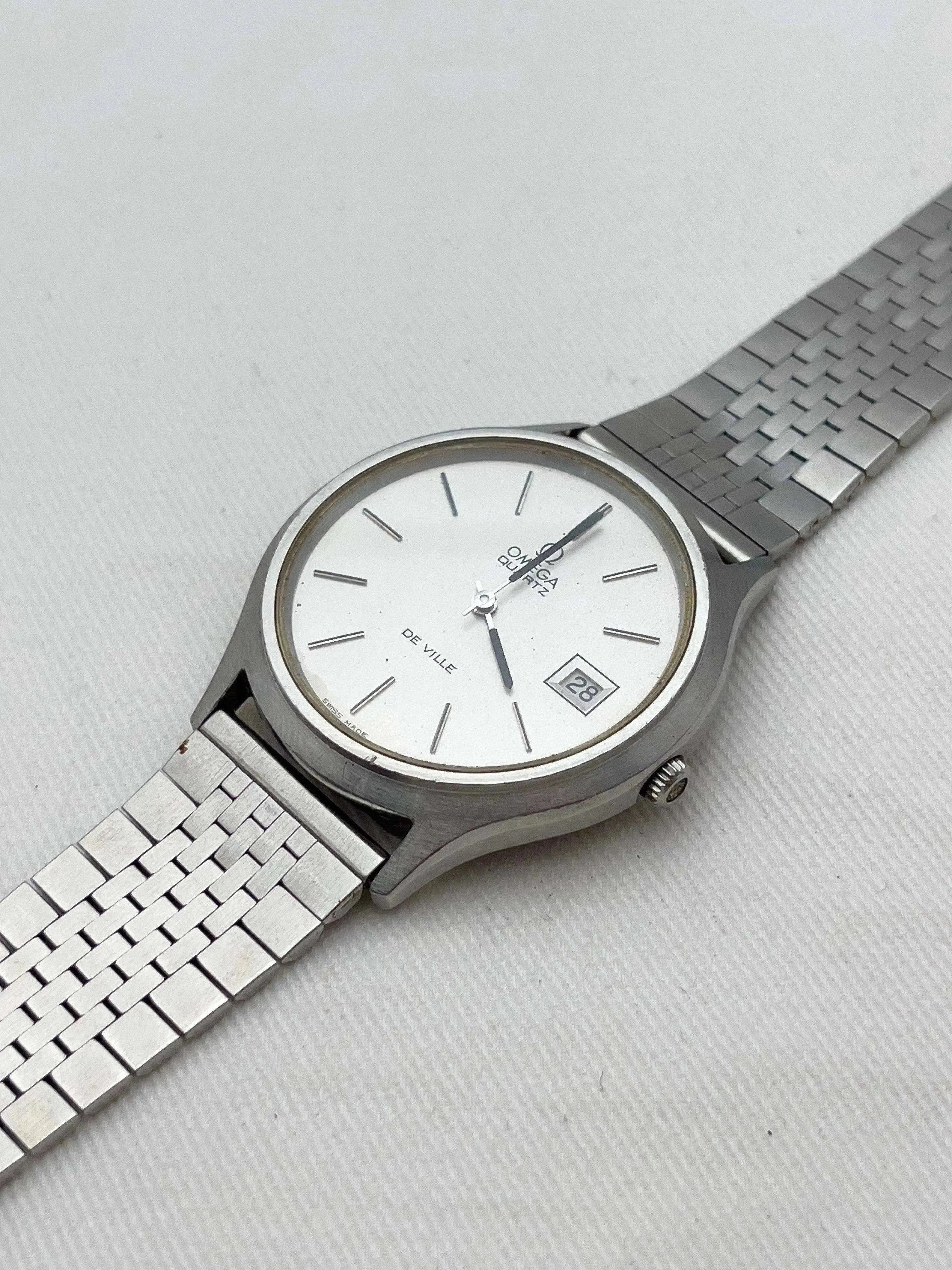 Omega - De Ville Circle Full Steel - 1976 - Atelier Victor Paris - Vintage Watch Shop Dubai