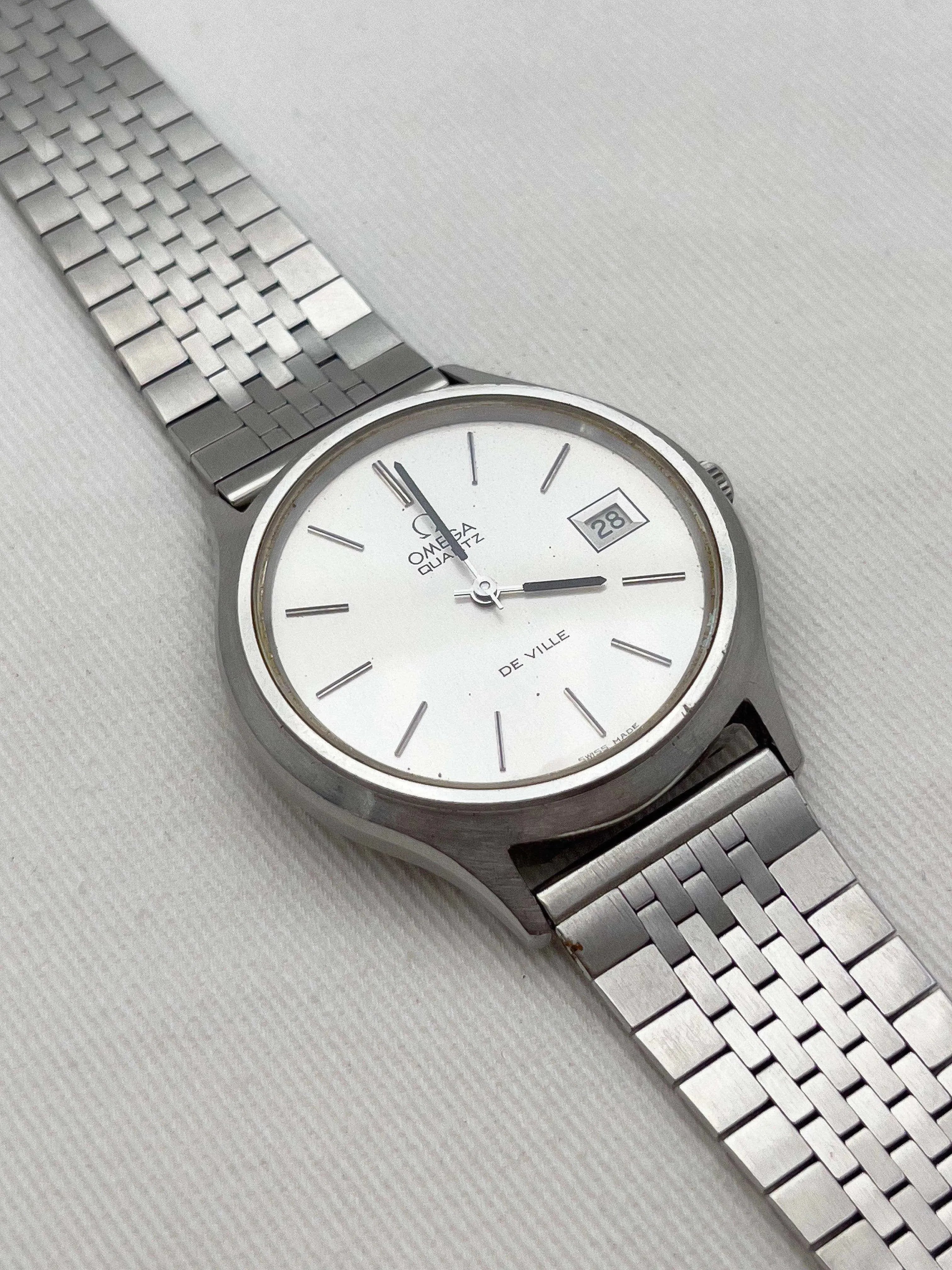 Omega - De Ville Circle Full Steel - 1976 - Atelier Victor Paris - Vintage Watch Shop Dubai
