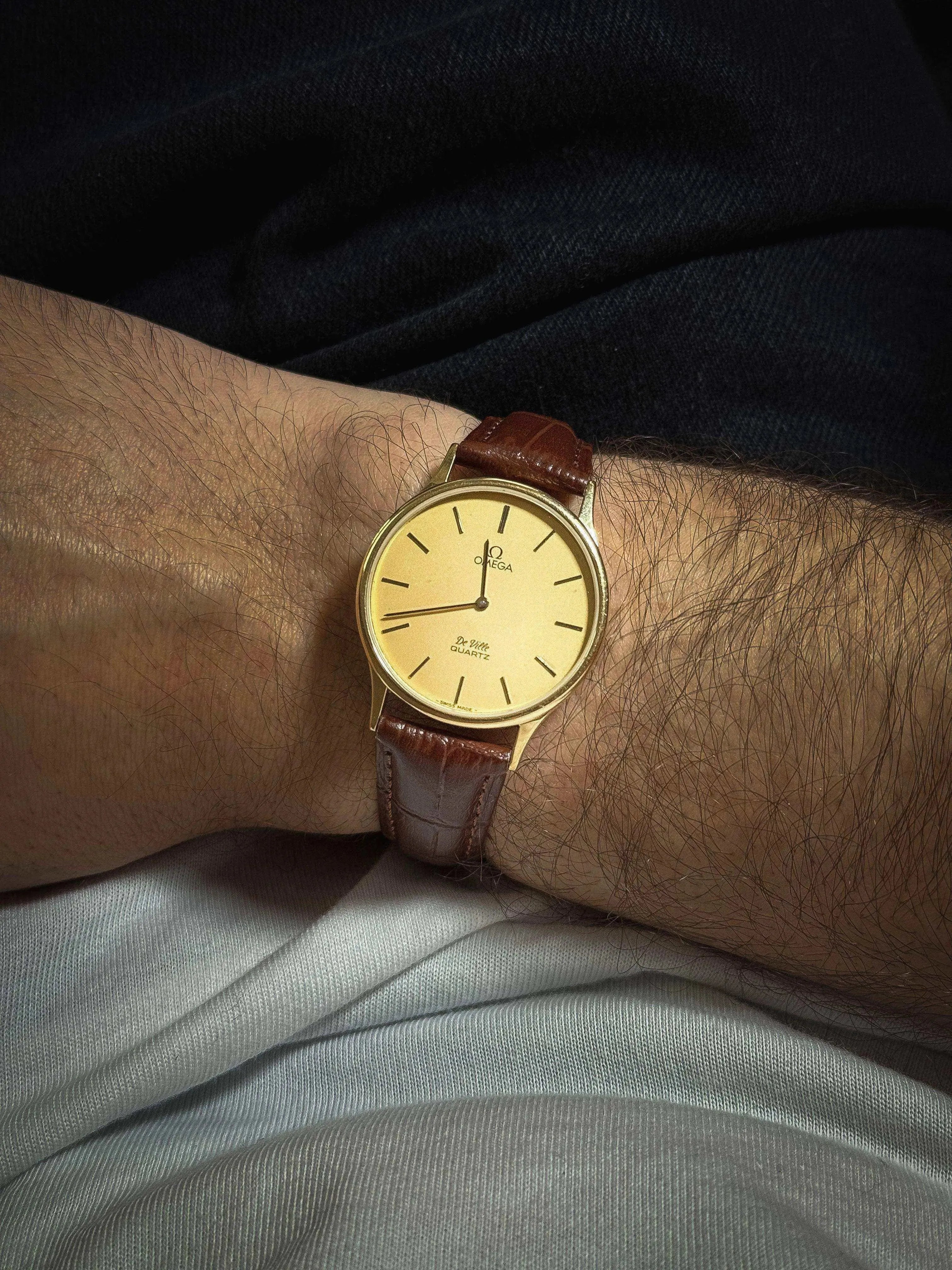 Omega - De Ville Circle Gold - 1970's - Atelier Victor Paris - Vintage Watch Shop Dubai
