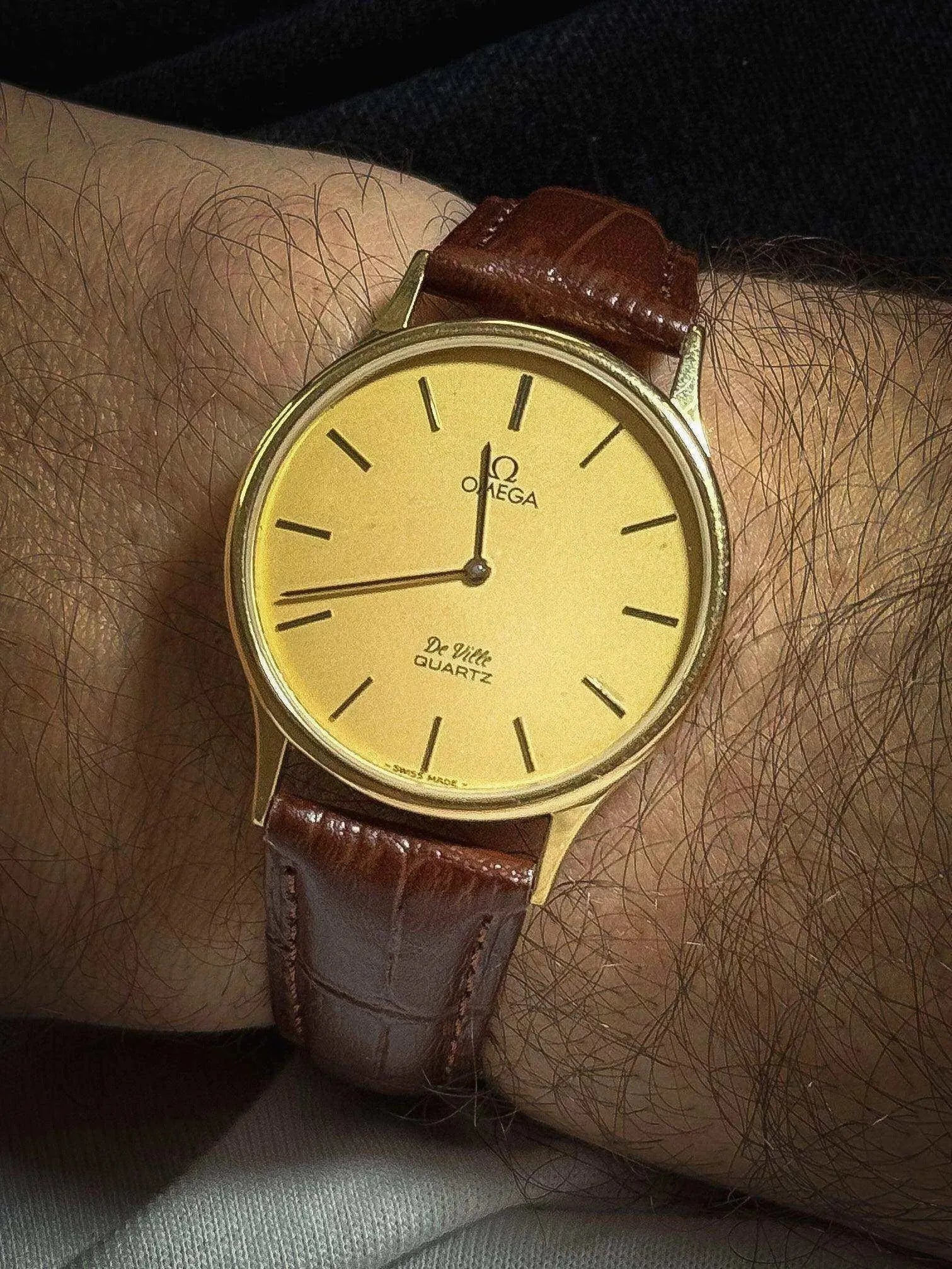 Omega - De Ville Circle Gold - 1970's - Atelier Victor Paris - Vintage Watch Shop Dubai