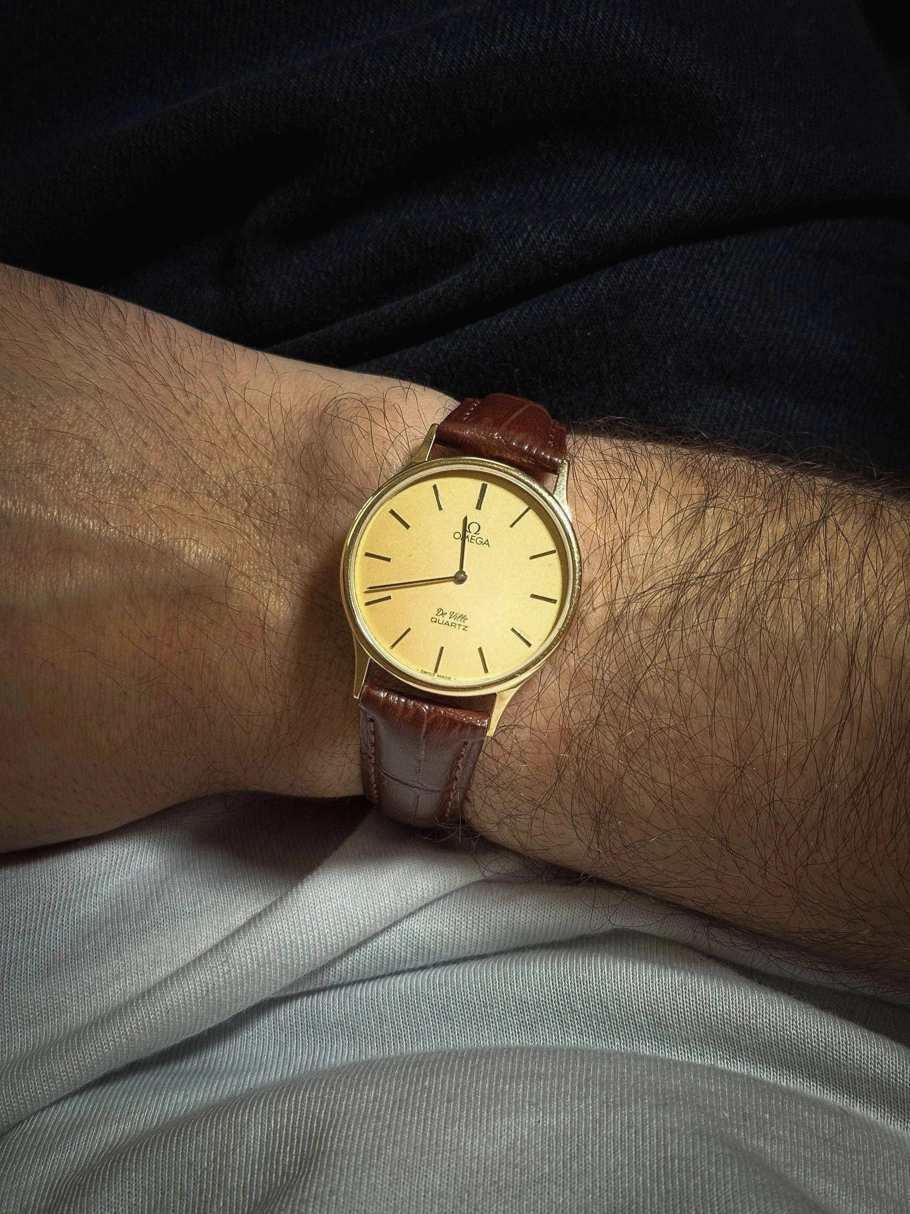 Omega - De Ville Circle Gold - 1970's - Atelier Victor - Vintage  Shop