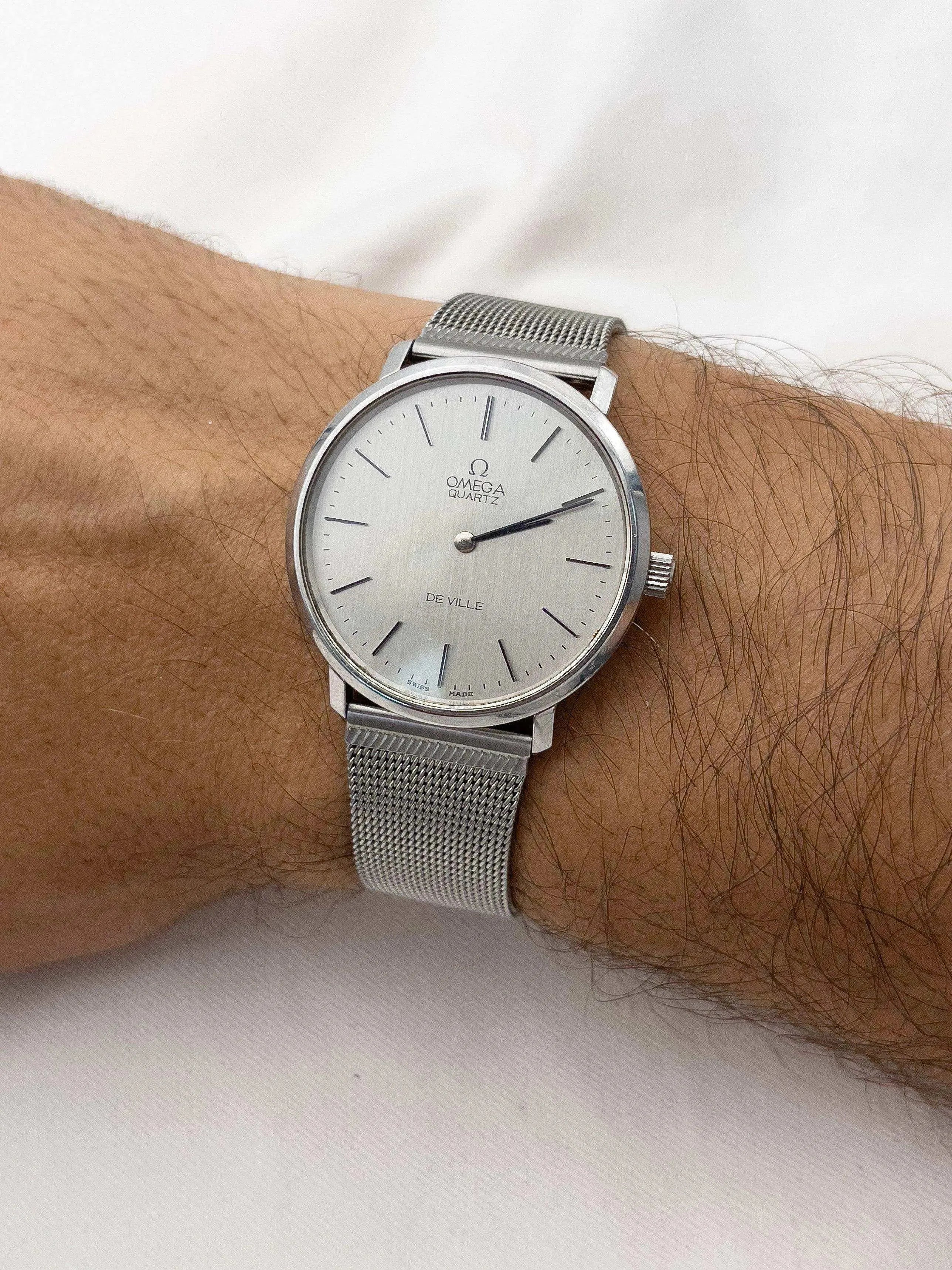 Omega - De Ville Circle Gris Acier - 1977 - Atelier Victor Paris - Vintage Watch Shop Dubai
