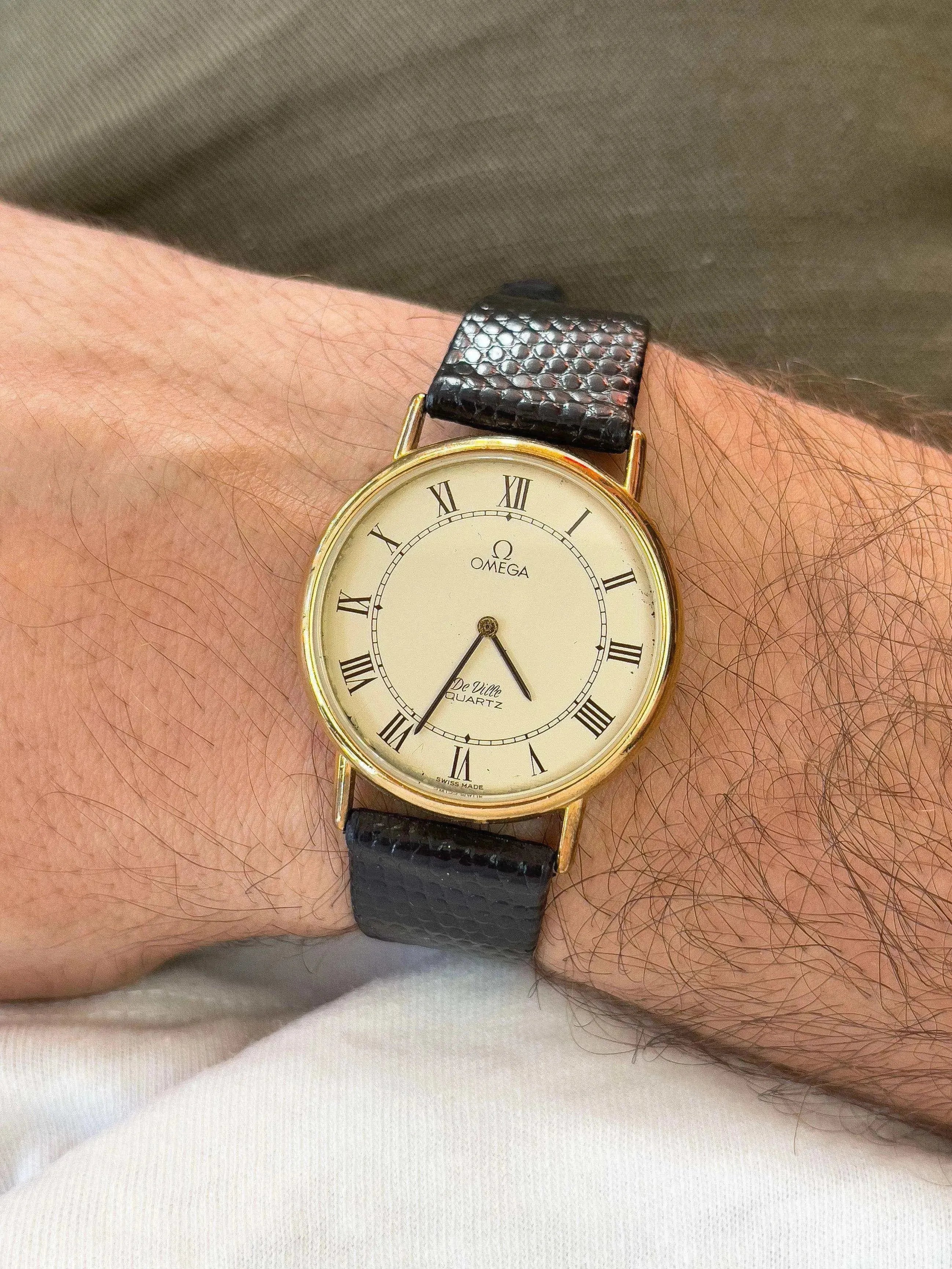 Omega - De Ville Circle Romain - 1970's - Atelier Victor Paris - Vintage Watch Shop Dubai