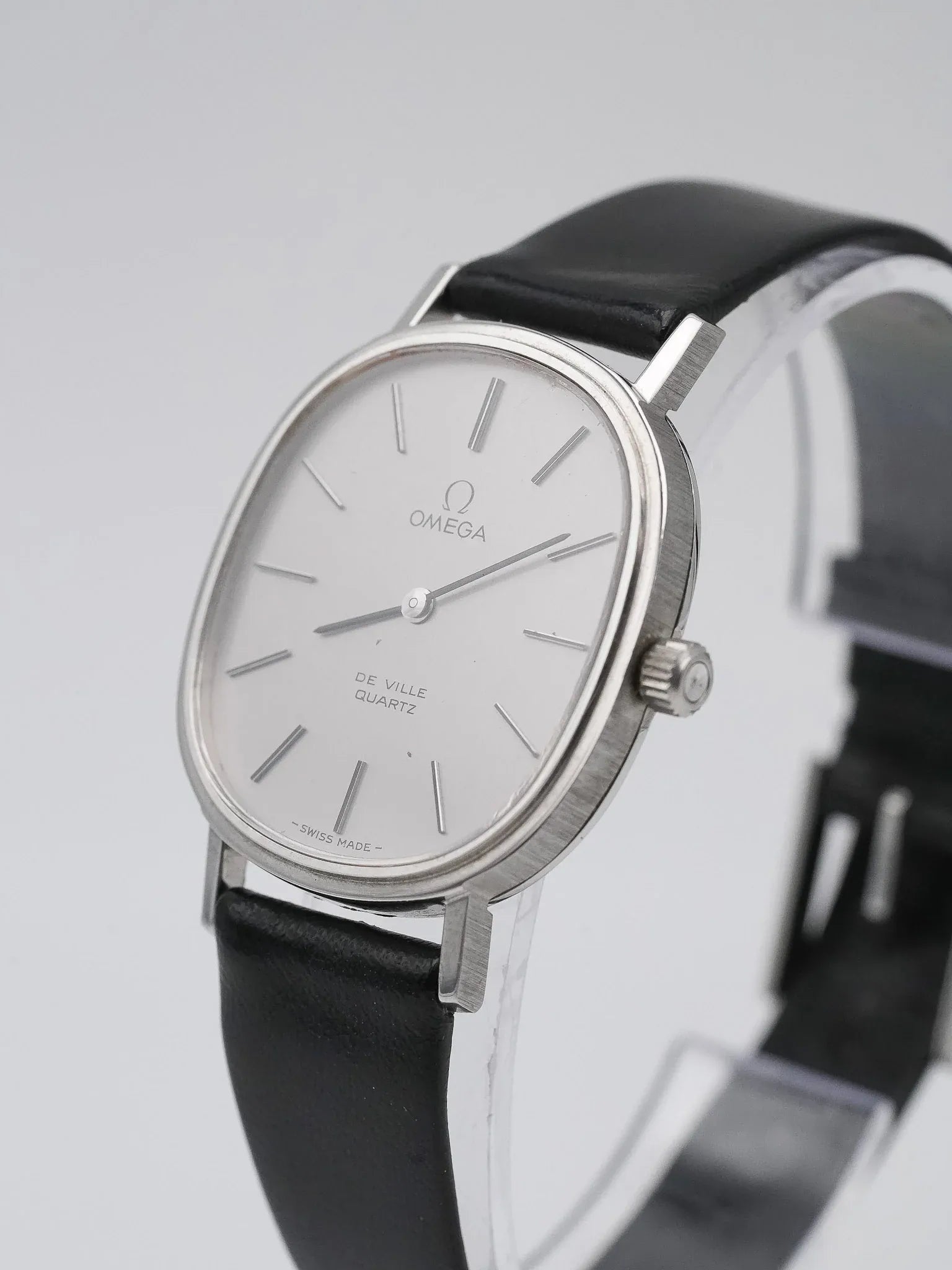 Omega - De Ville Ellipse Acier - 1977 - Atelier Victor - Vintage  Shop
