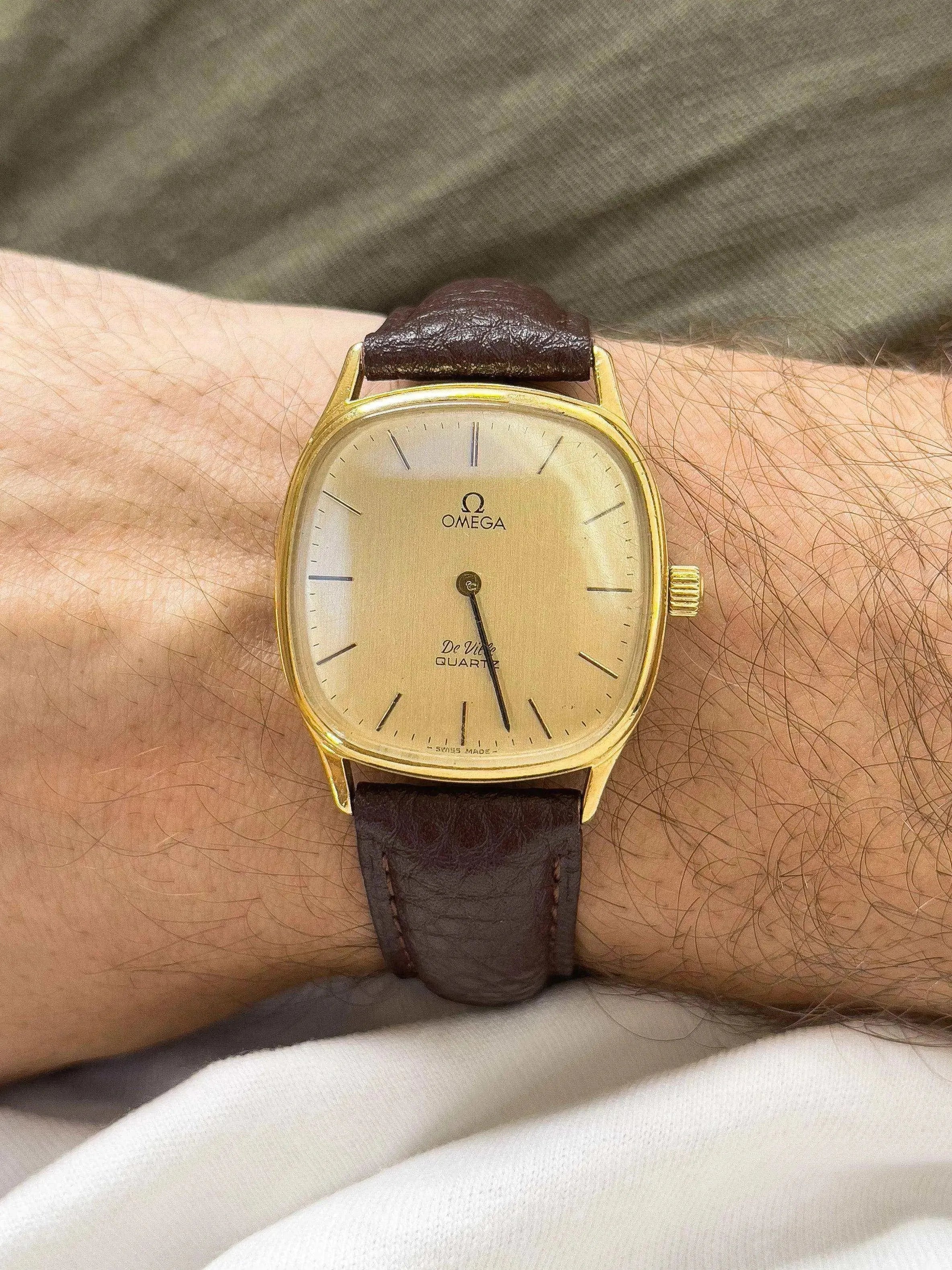 Omega - De Ville Gold Dial - 1979 - Atelier Victor Paris - Vintage Watch Shop Dubai